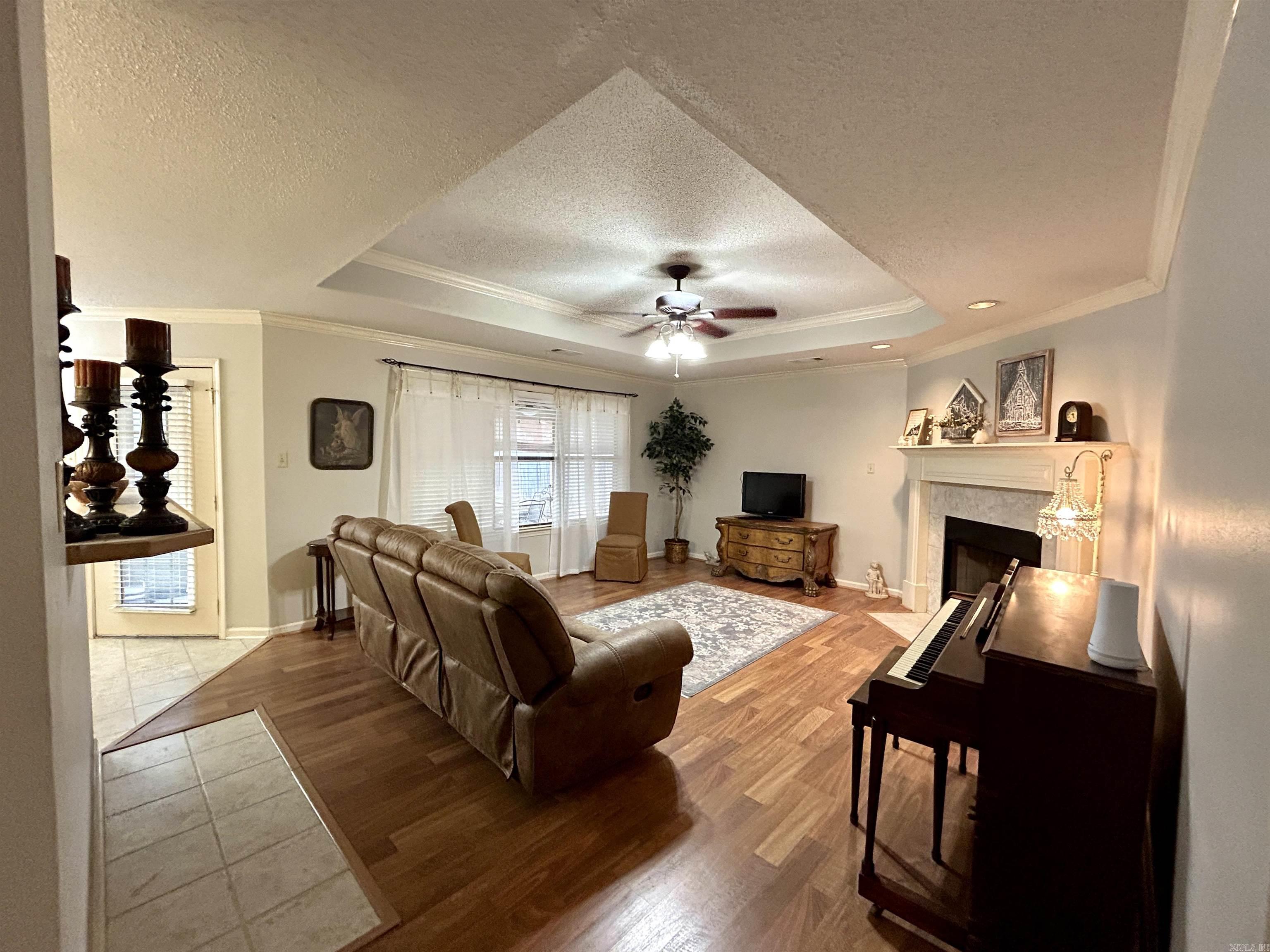 MADISON VILLAGE - Residential