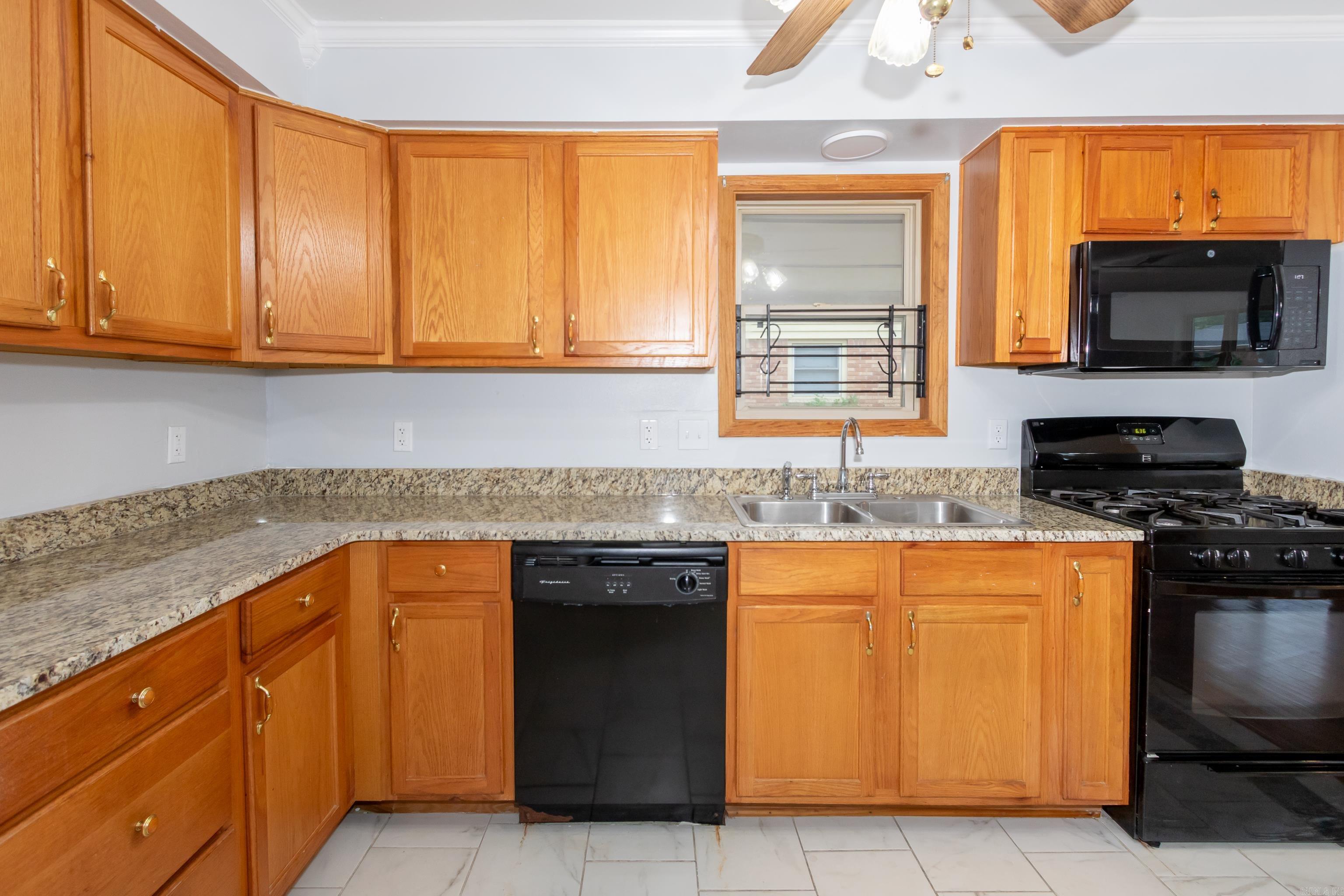 Oak Forest Gardens Annex - Residential