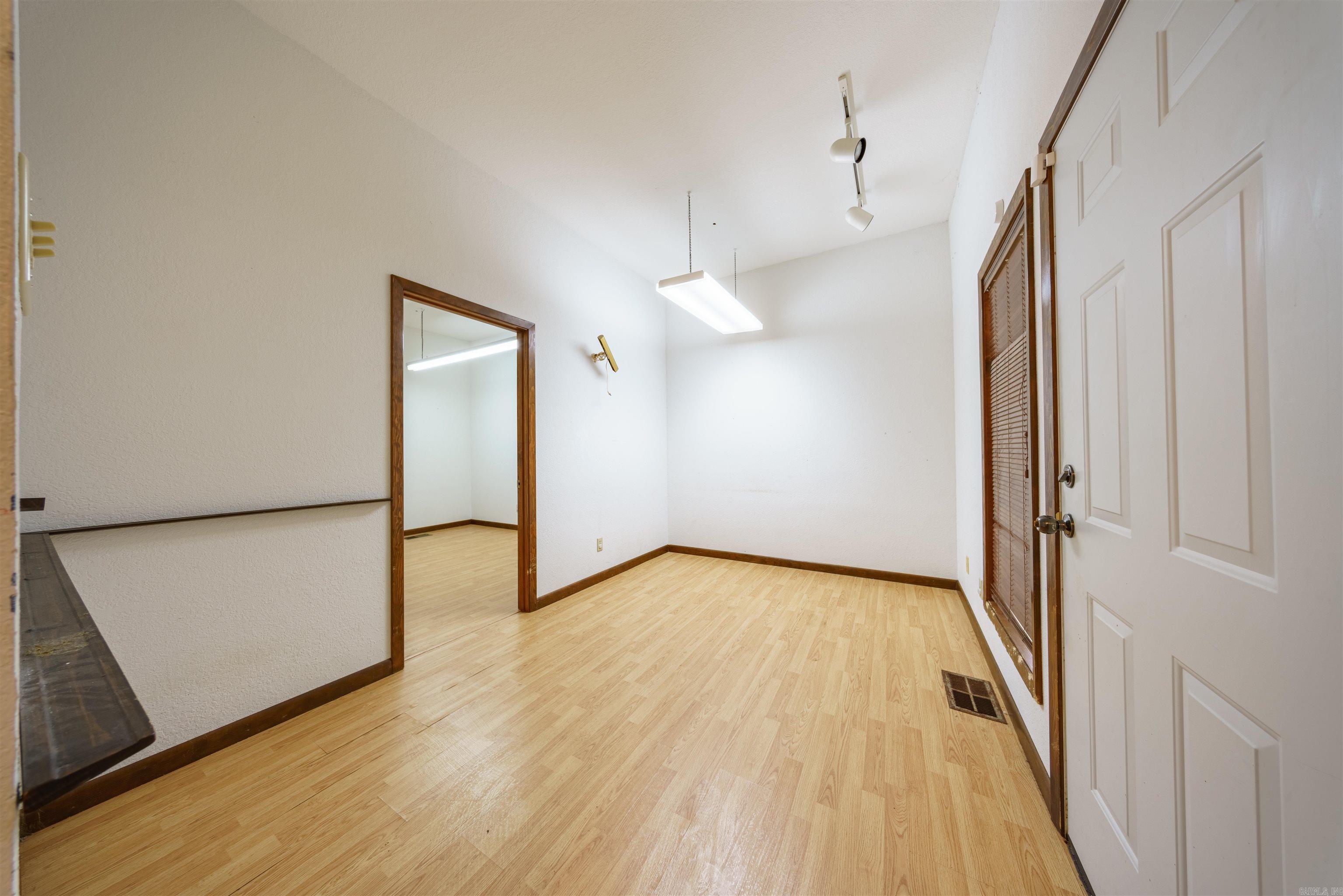BRYANT WOODLAND HGTS - Residential