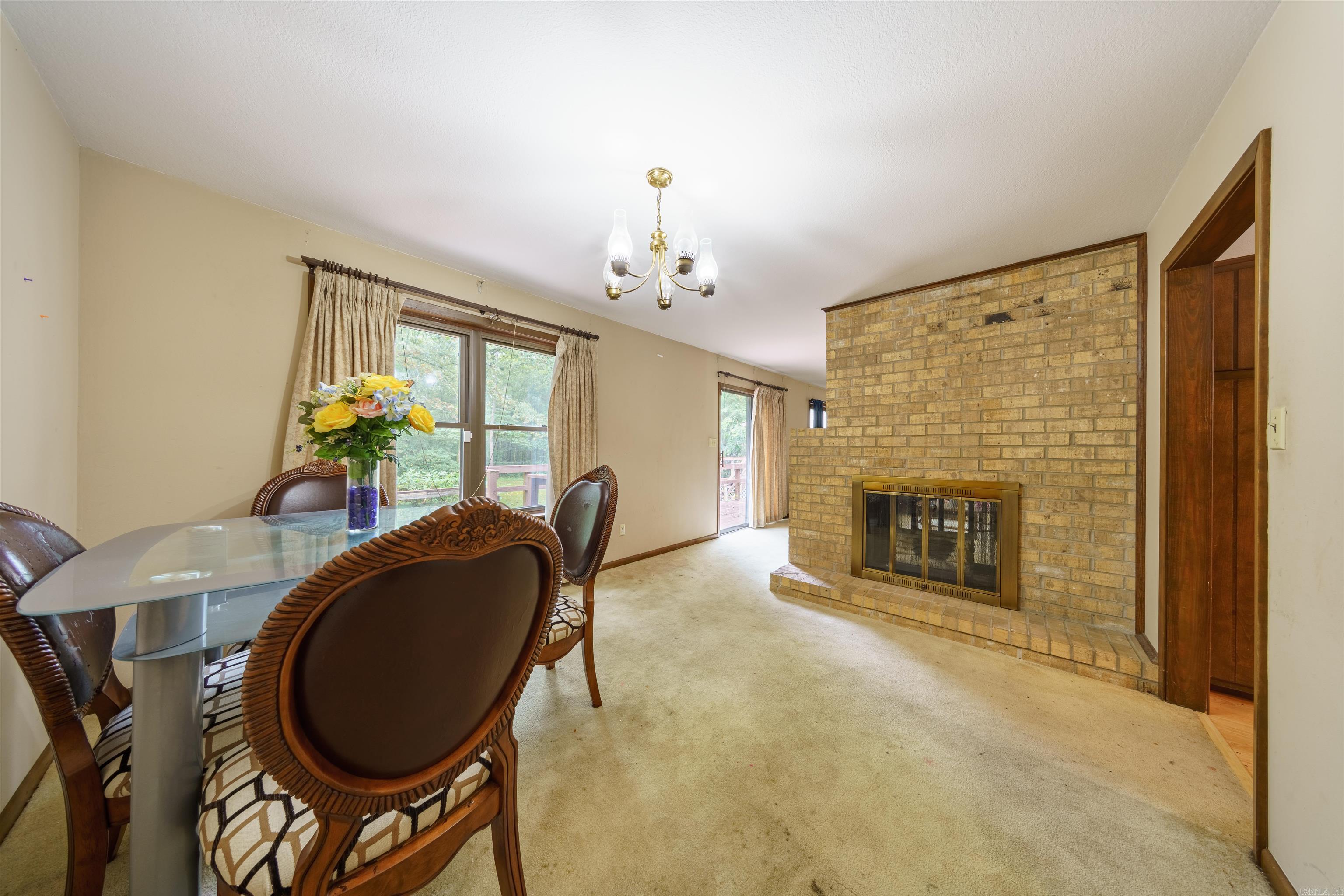 BRYANT WOODLAND HGTS - Residential