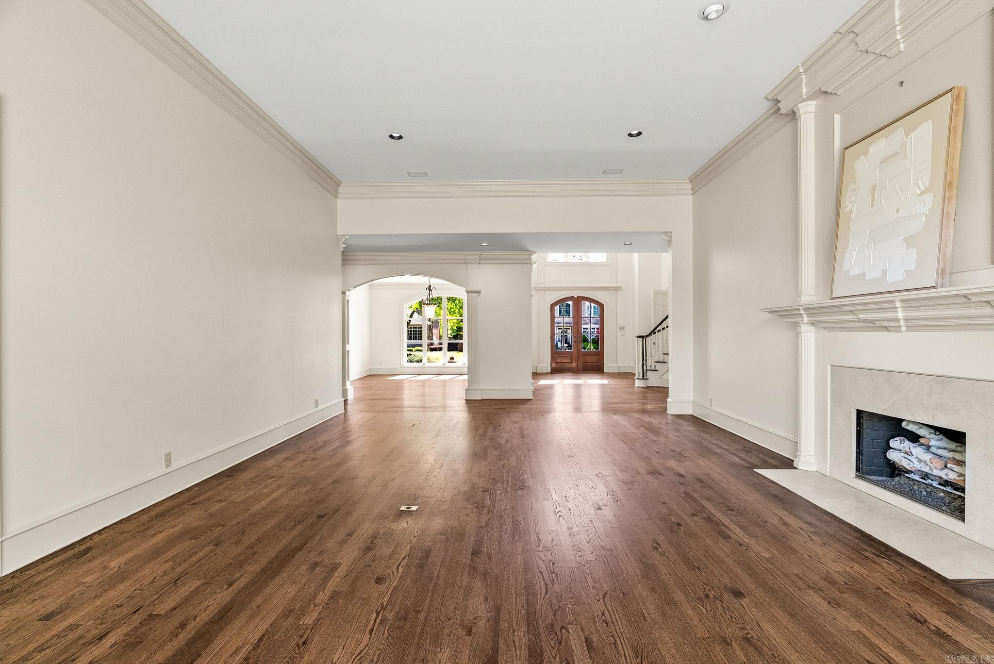 CHENAL VALLEY BRETAGNE CIRCLE - Residential