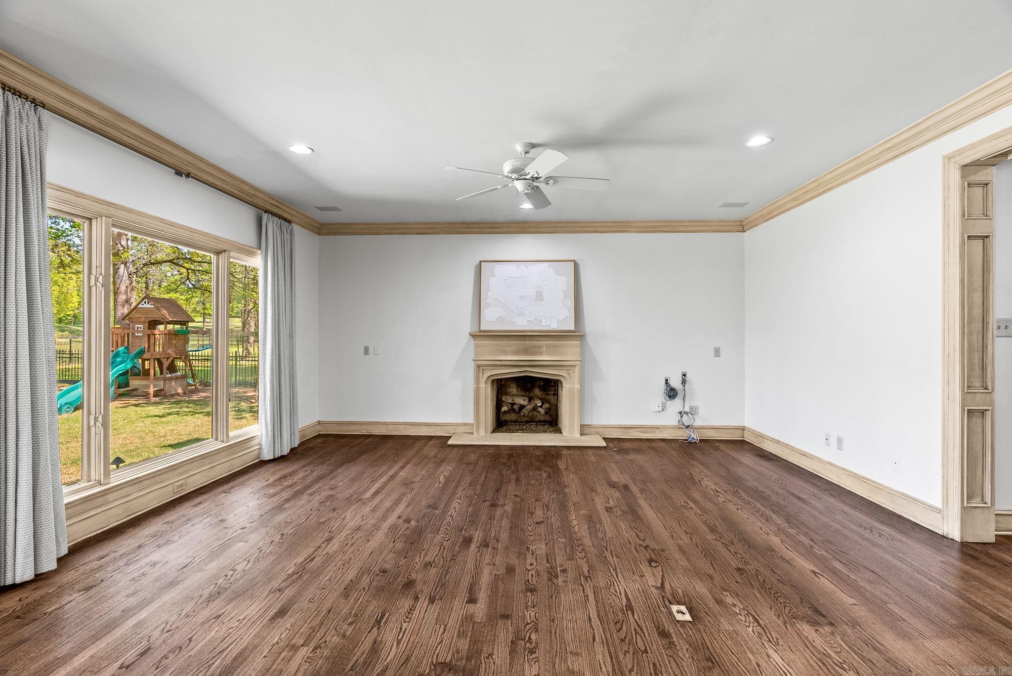 CHENAL VALLEY BRETAGNE CIRCLE - Residential