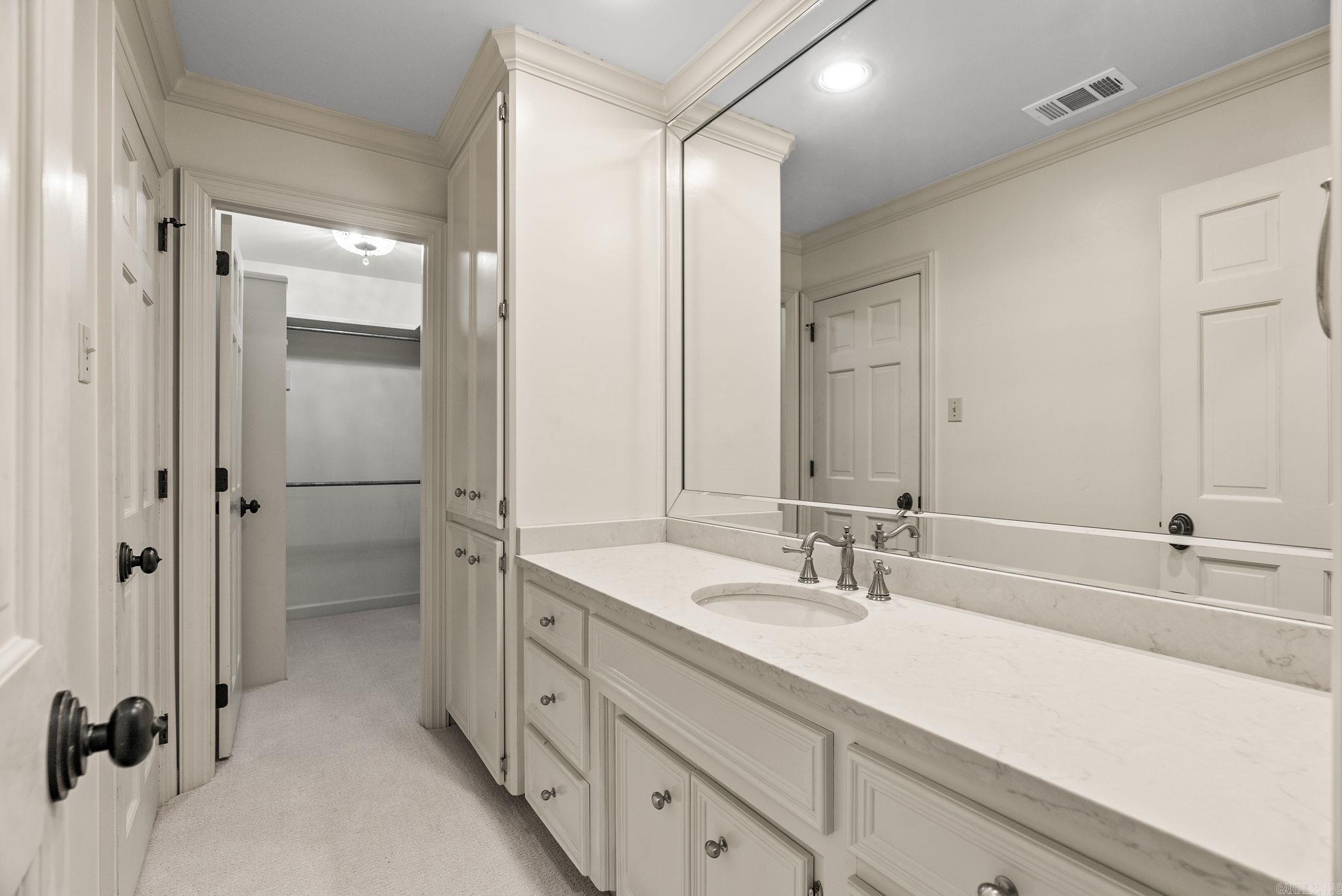 CHENAL VALLEY BRETAGNE CIRCLE - Residential