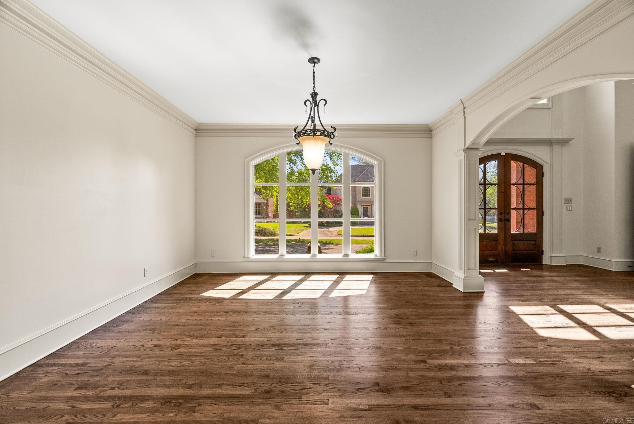 CHENAL VALLEY BRETAGNE CIRCLE - Residential