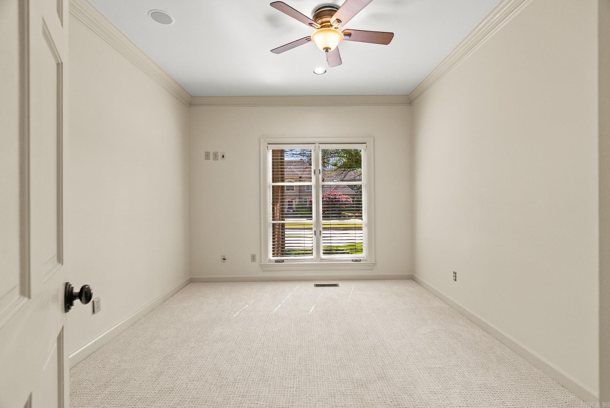 CHENAL VALLEY BRETAGNE CIRCLE - Residential