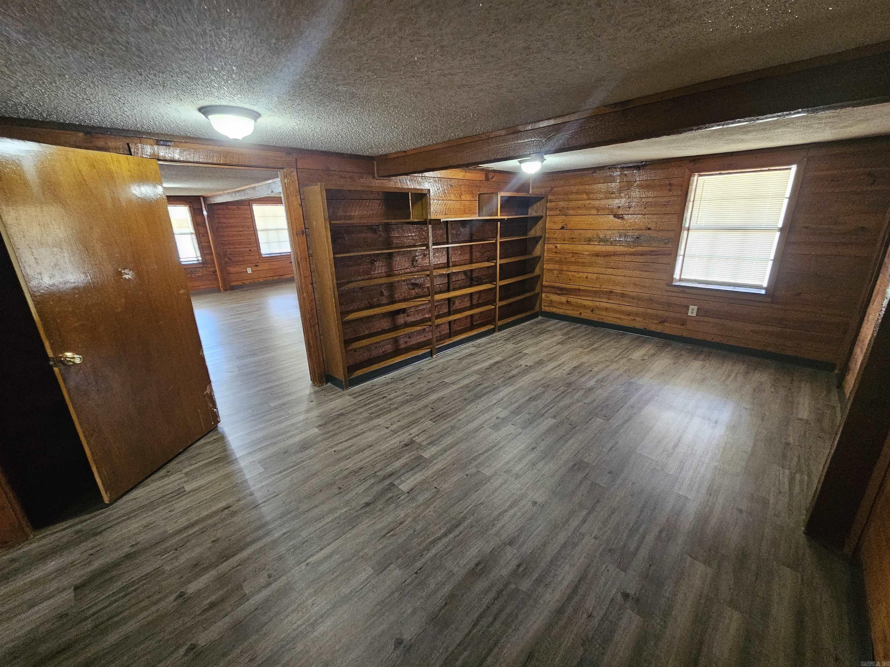 Metes & Bounds - Residential Lease