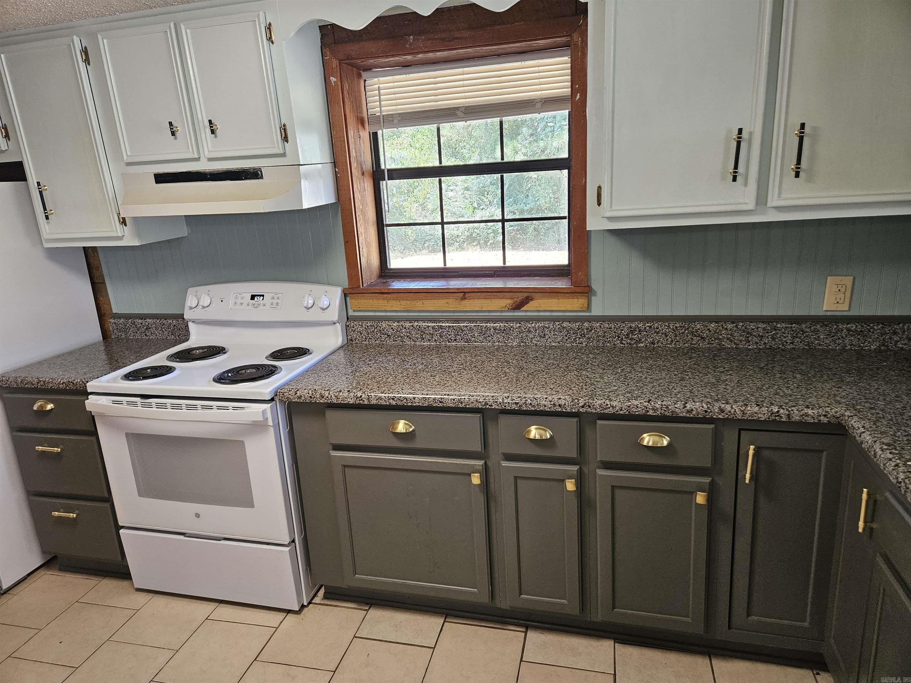 Metes & Bounds - Residential Lease