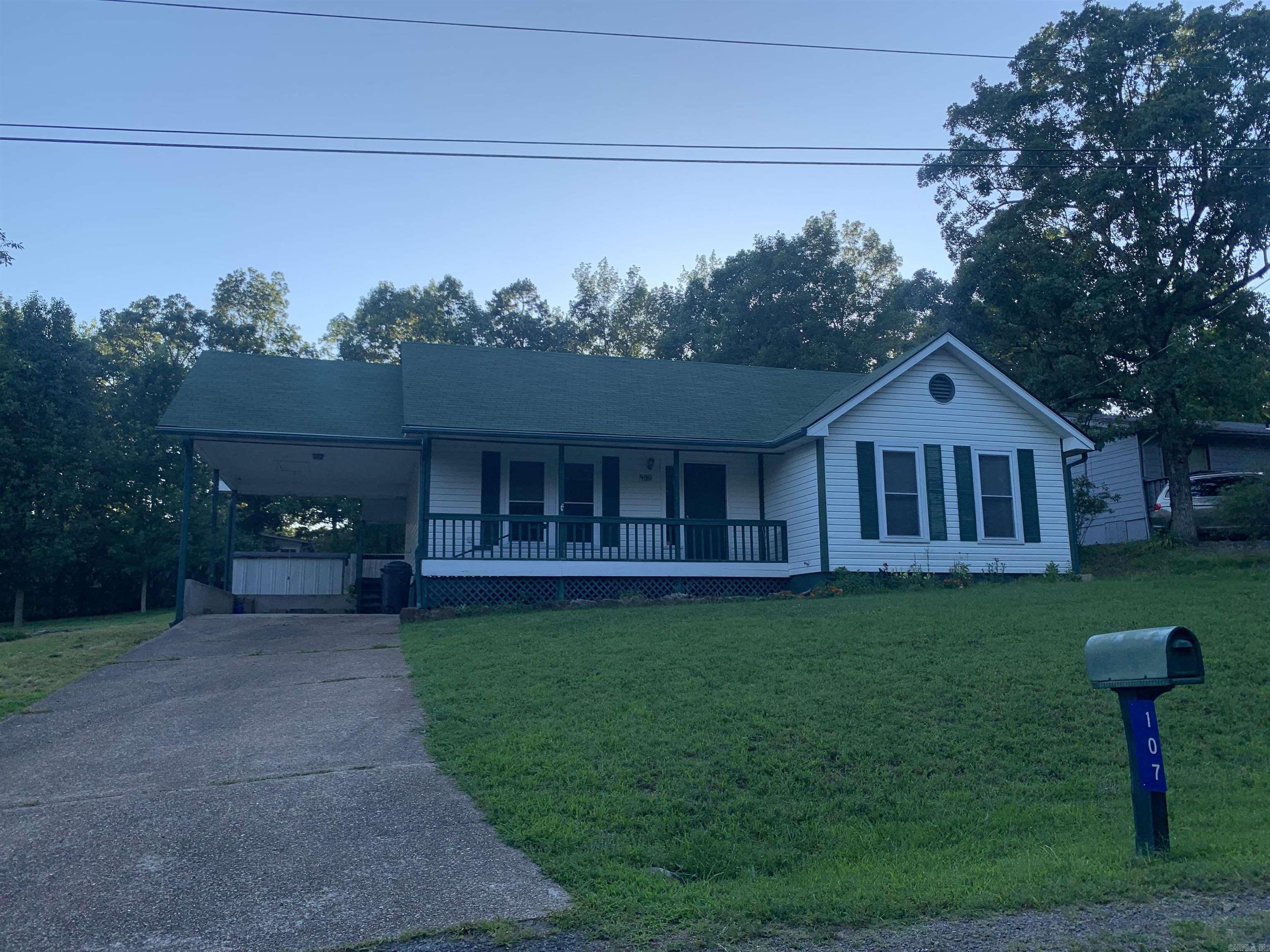 Chelesa Glade - Residential Lease