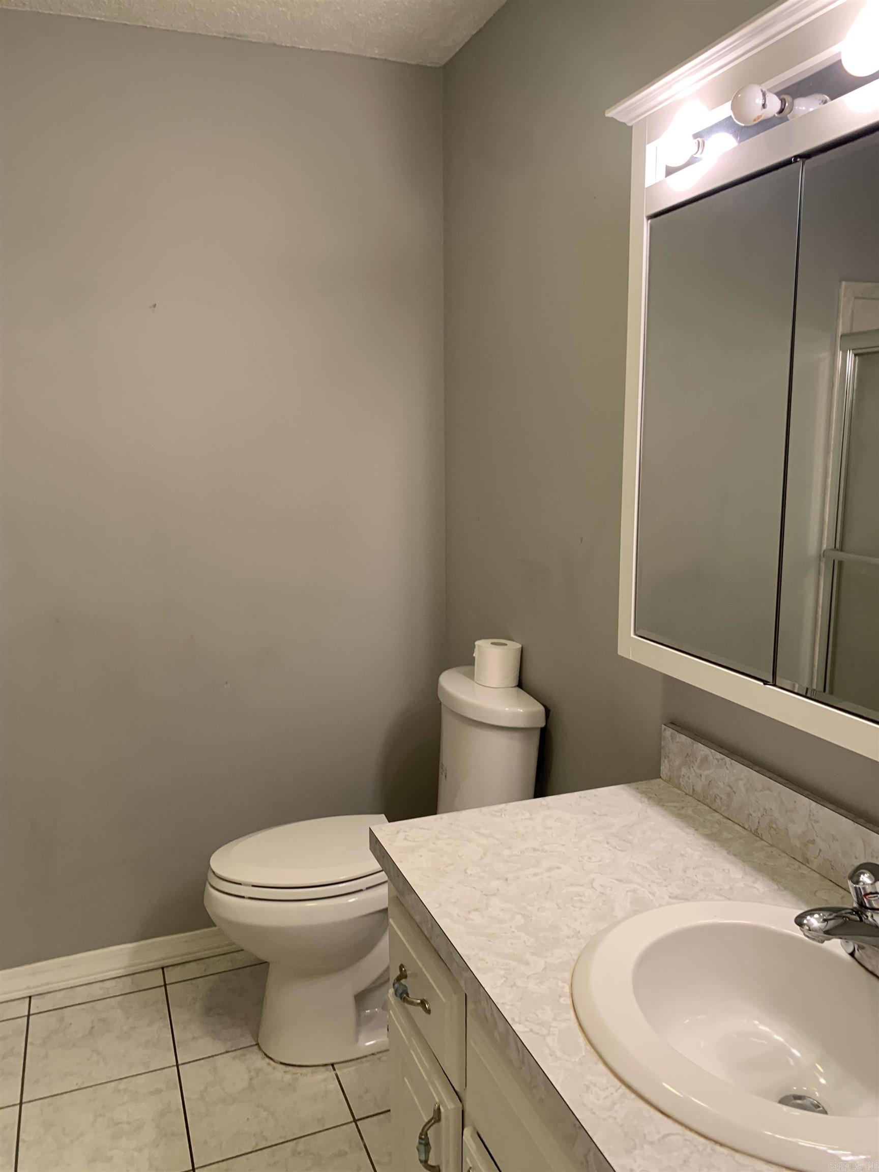 Chelesa Glade - Residential Lease