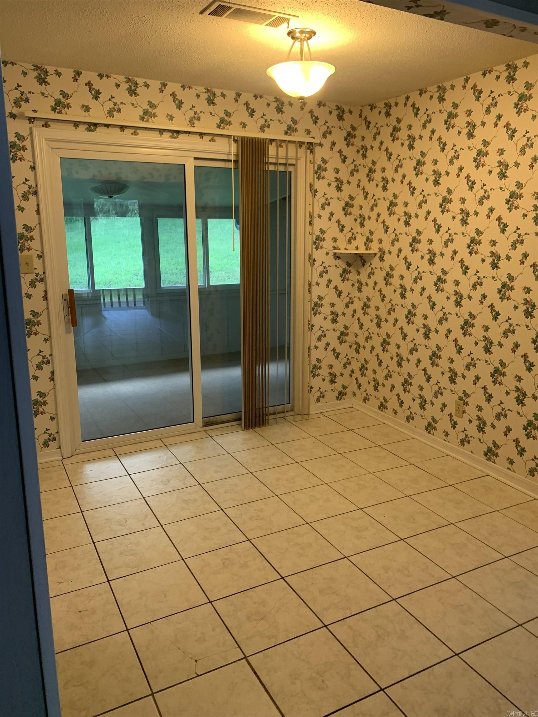 Chelesa Glade - Residential Lease