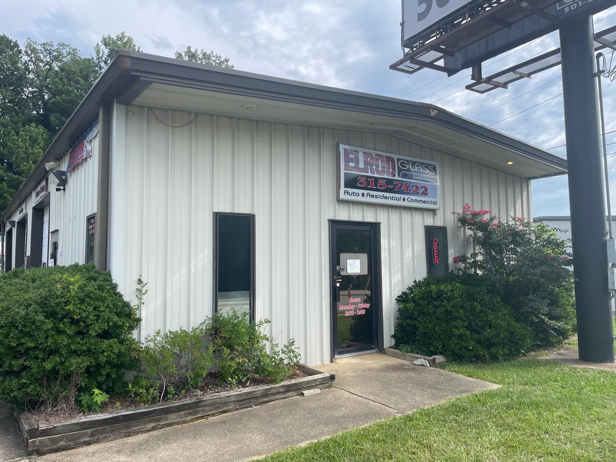Ready to start your business in a prime Benton location? This is it!!! Military Road 1800 sqft heated and cooled building that could serve so many type's of operations - retail, automotive, market, glass shop....... you bring your goods and/or services and they will sell here.