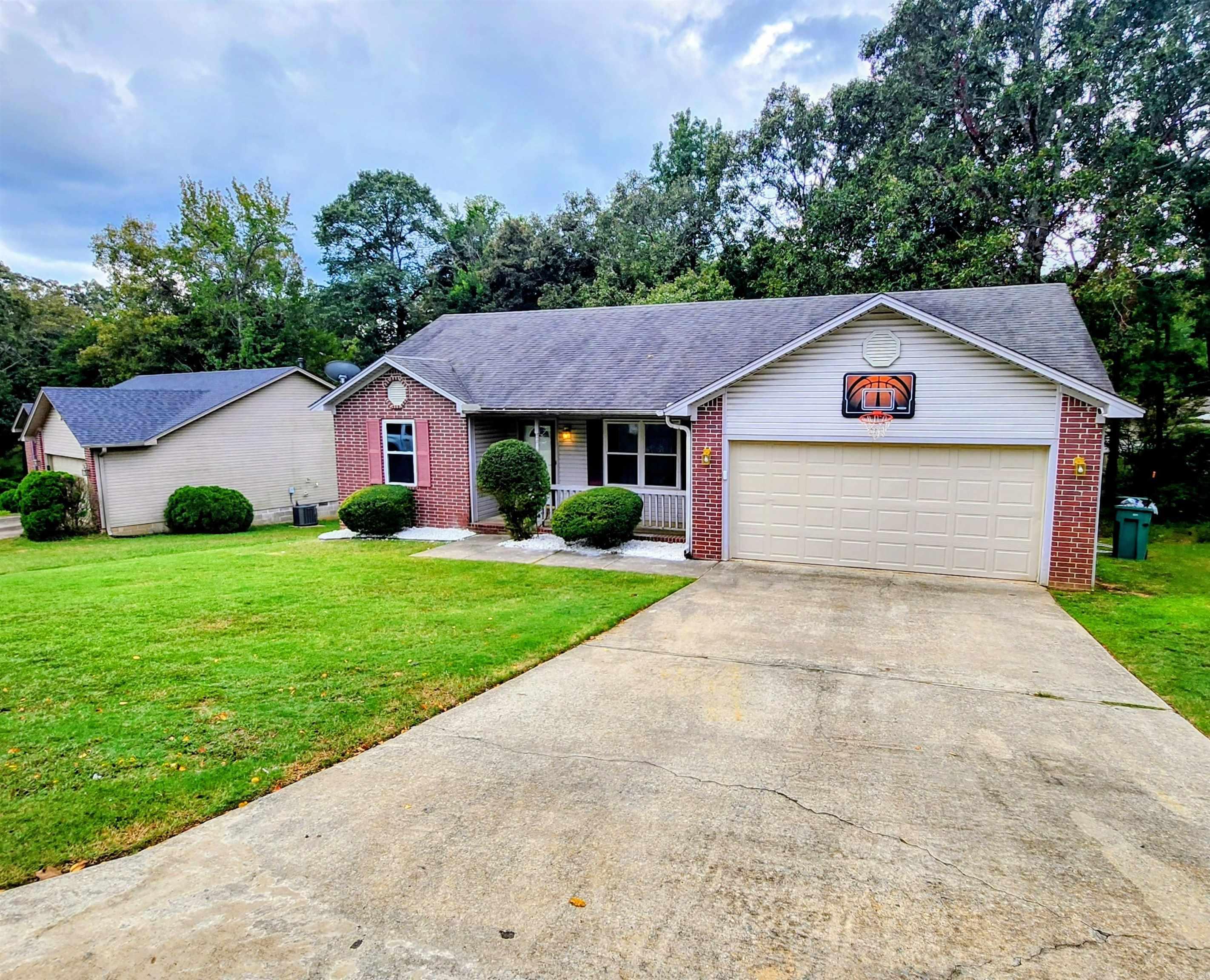 SANDALWOOD - Residential