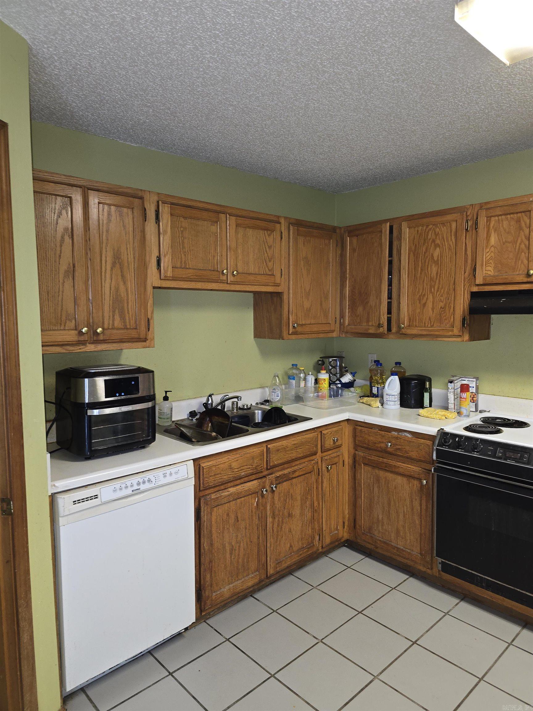 EDGEHILL TOWNHOMES ADDN - Residential