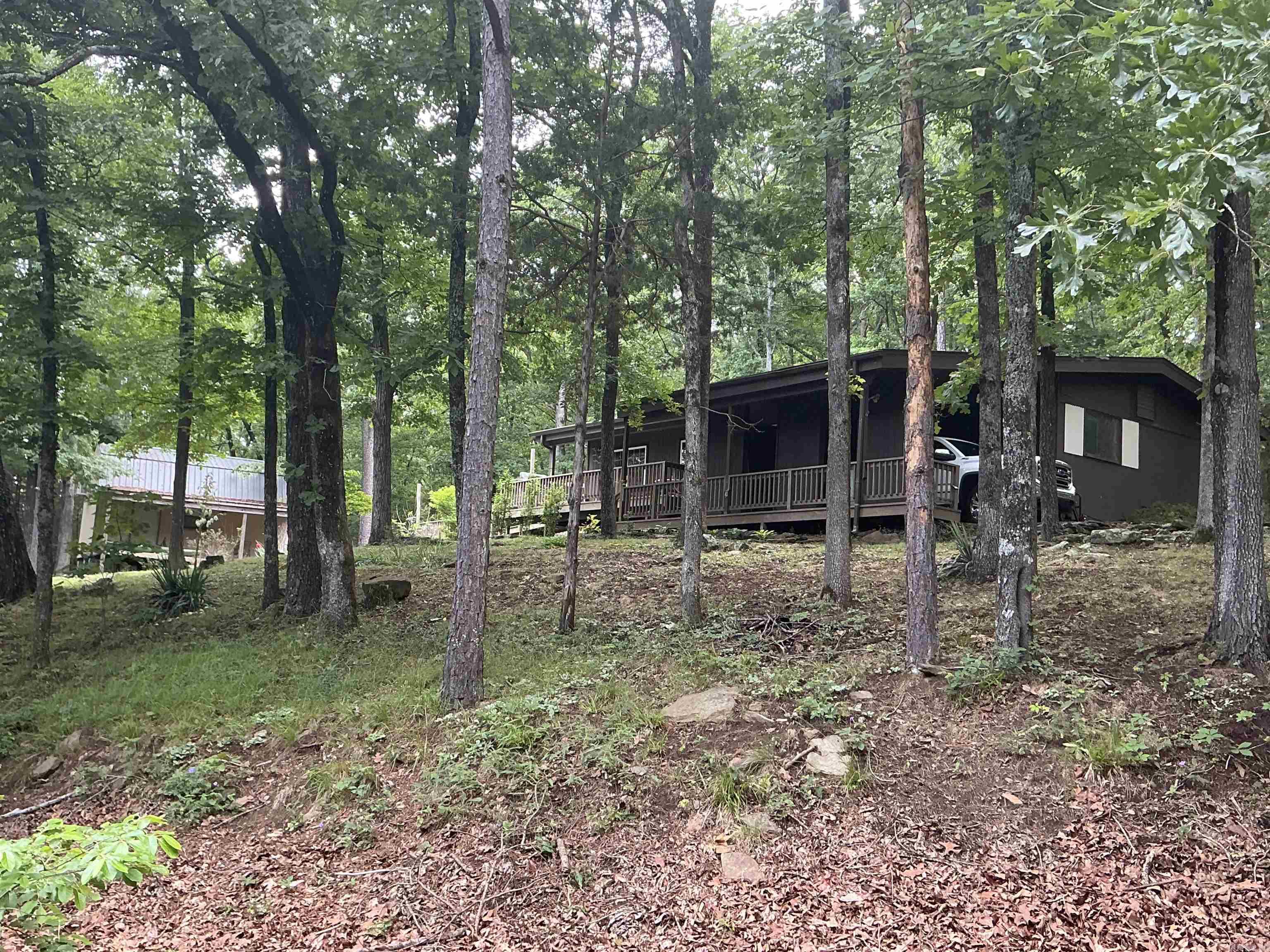 CHELSEA GLADE - Residential