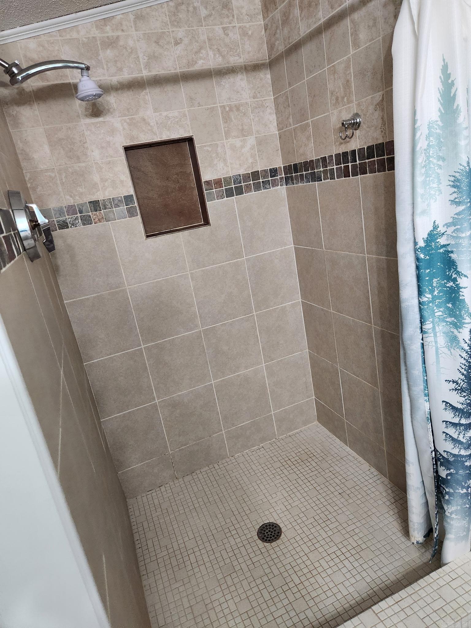CHELSEA GLADE - Residential