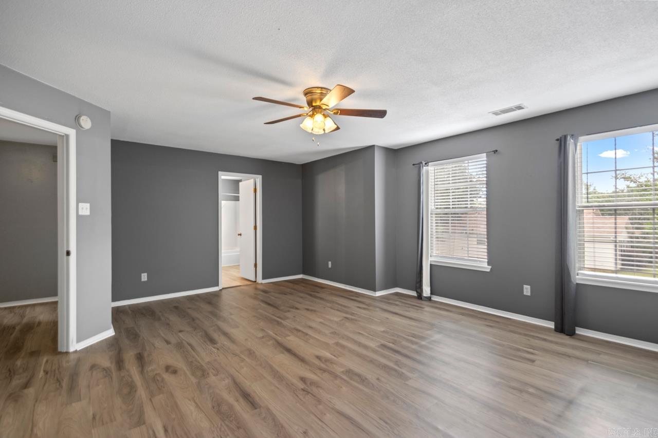 NEW TOWNE VILLAGE - Residential