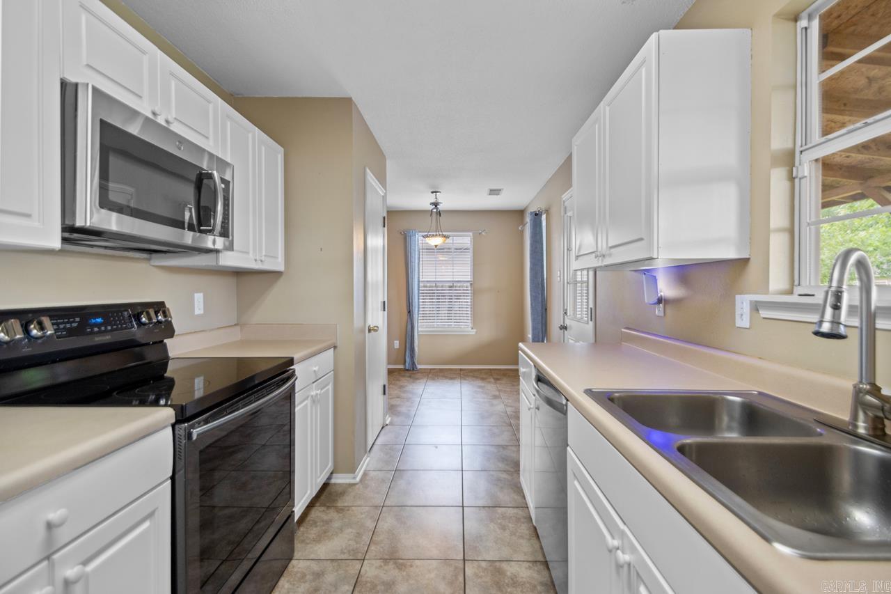 NEW TOWNE VILLAGE - Residential