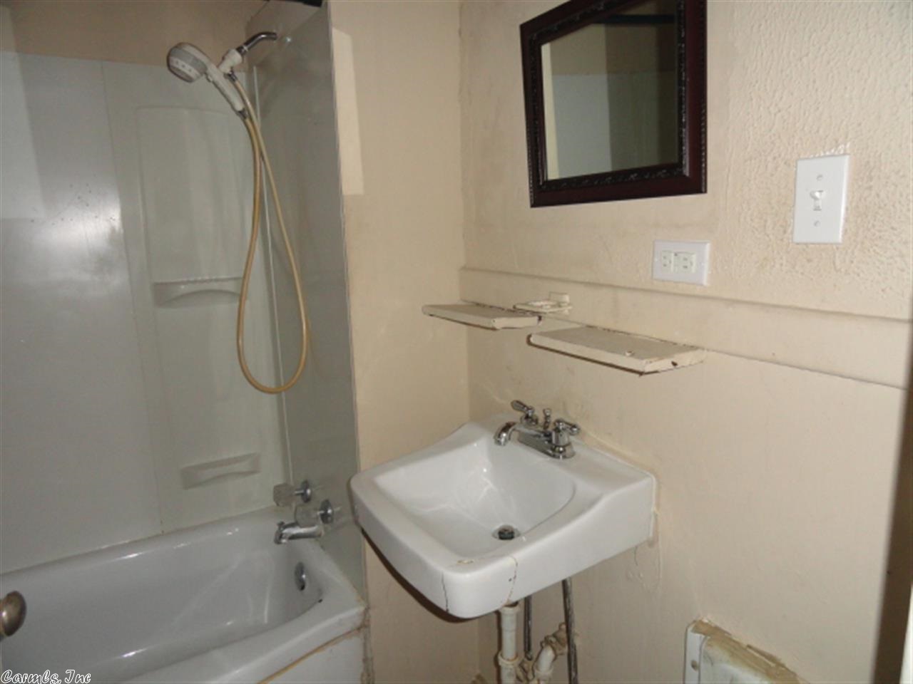 Jones & Worthen - Residential