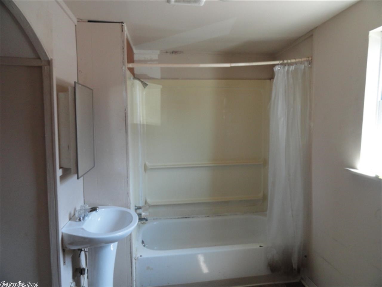 Jones & Worthen - Residential