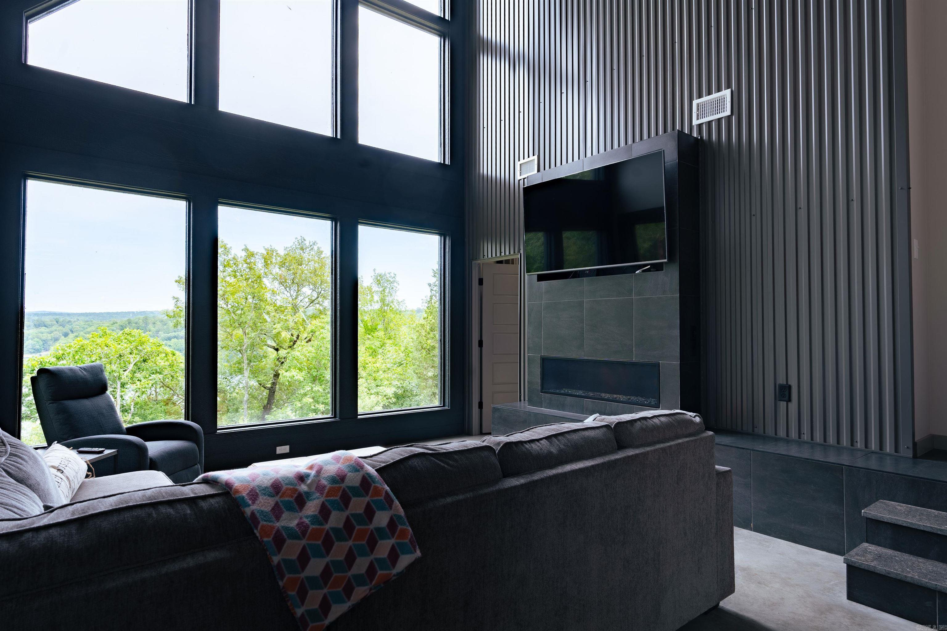 Raynors Ridge - Residential