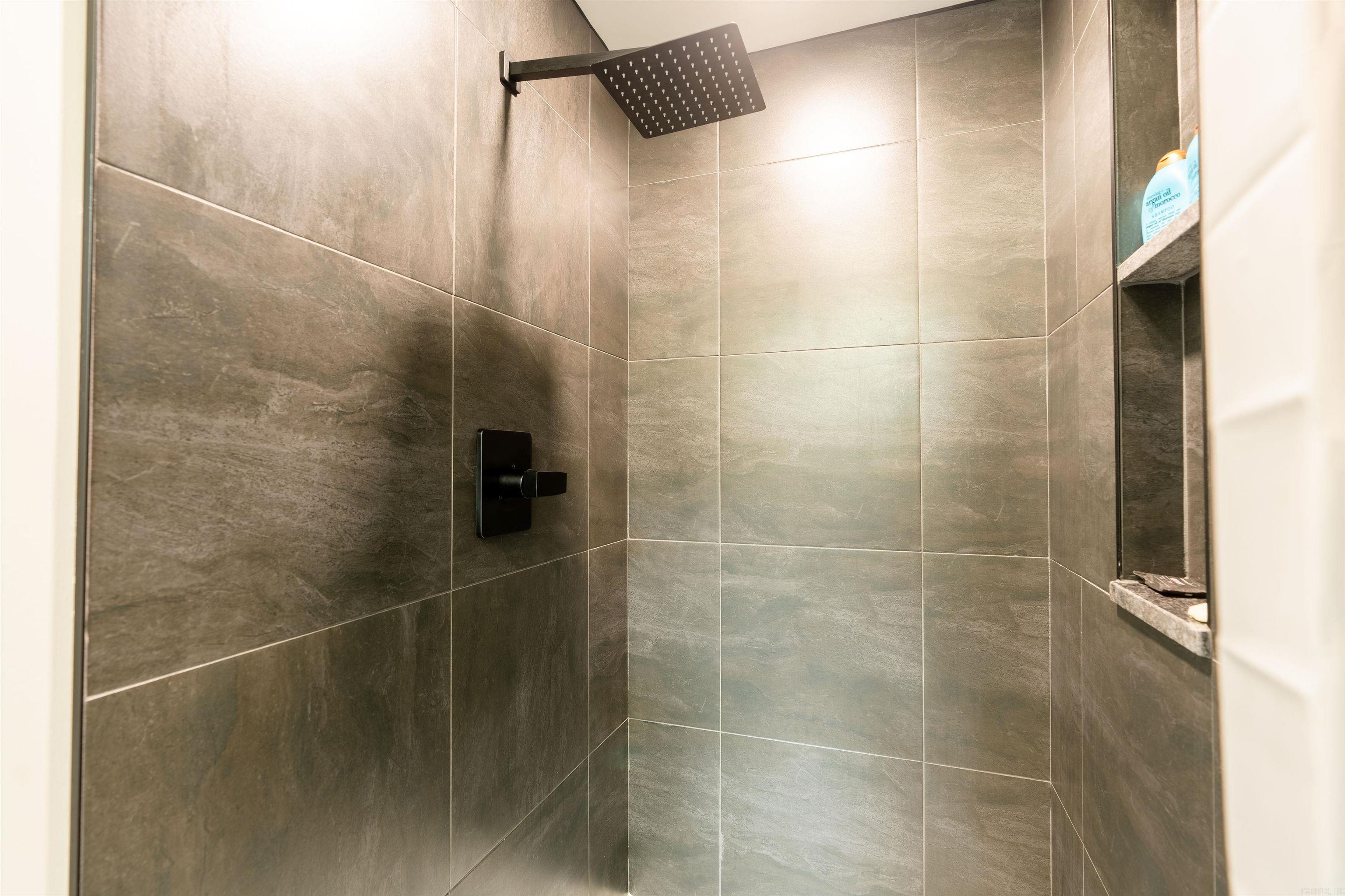 Raynors Ridge - Residential