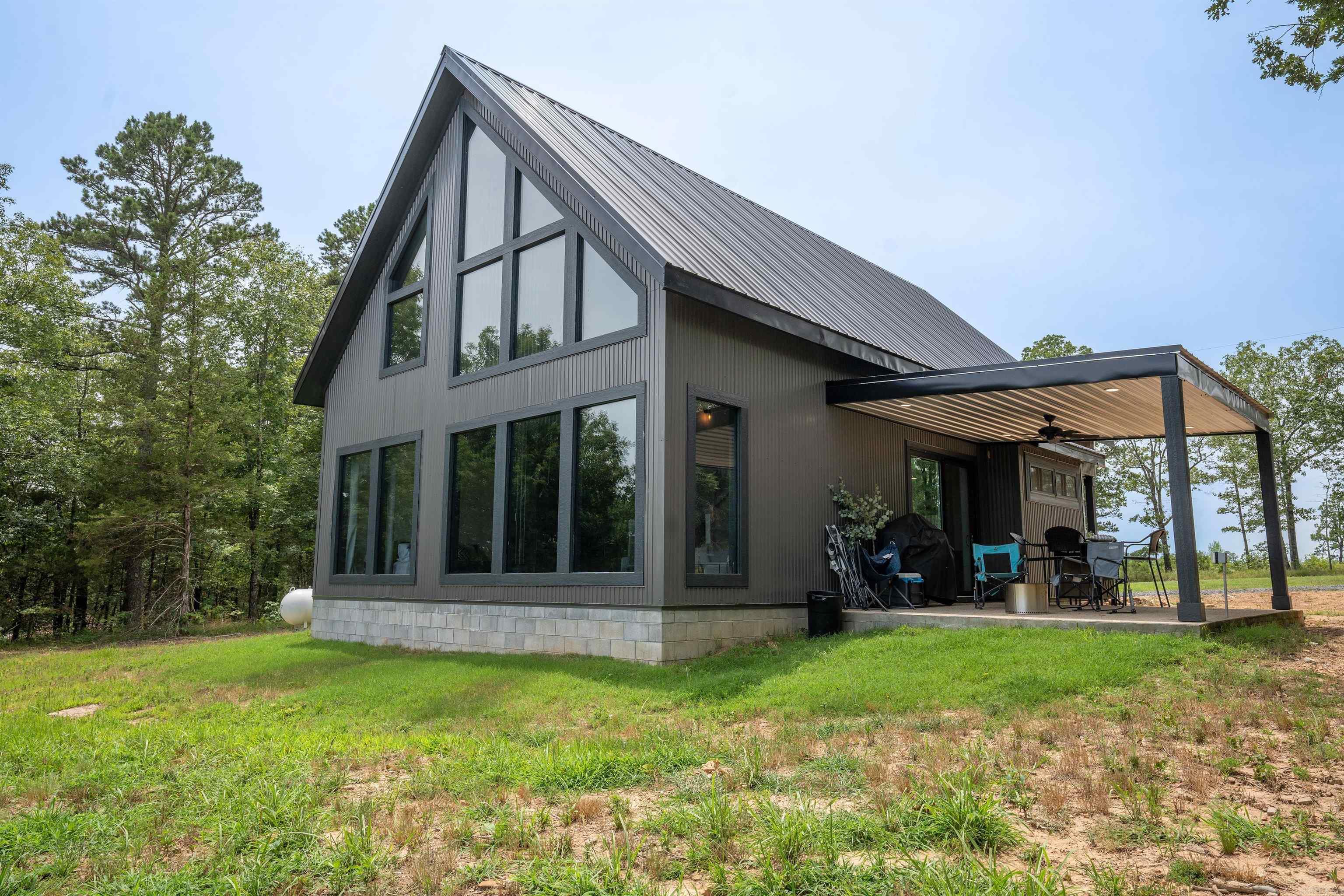 Raynors Ridge - Residential