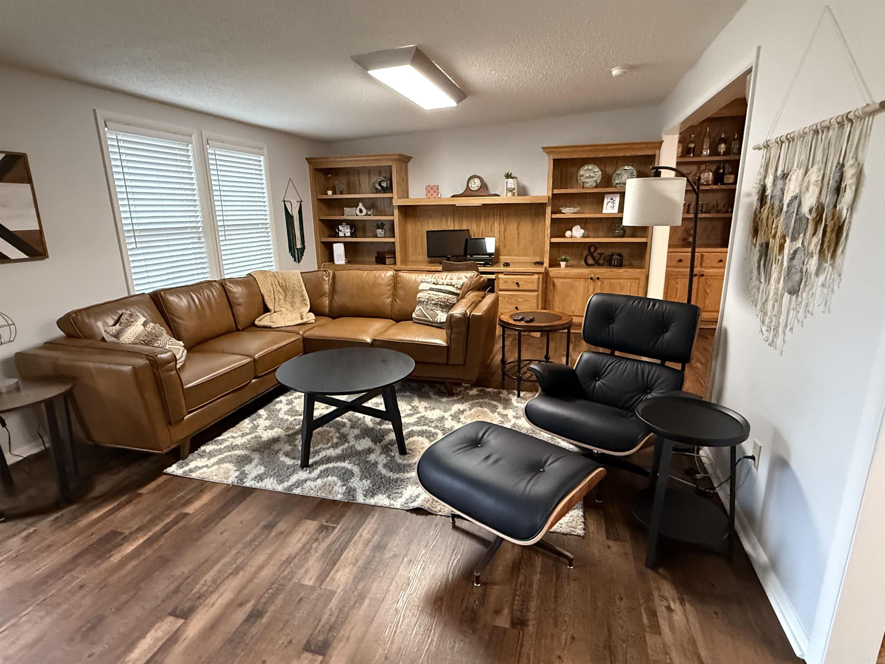 Lakewood Hills Condo - Residential
