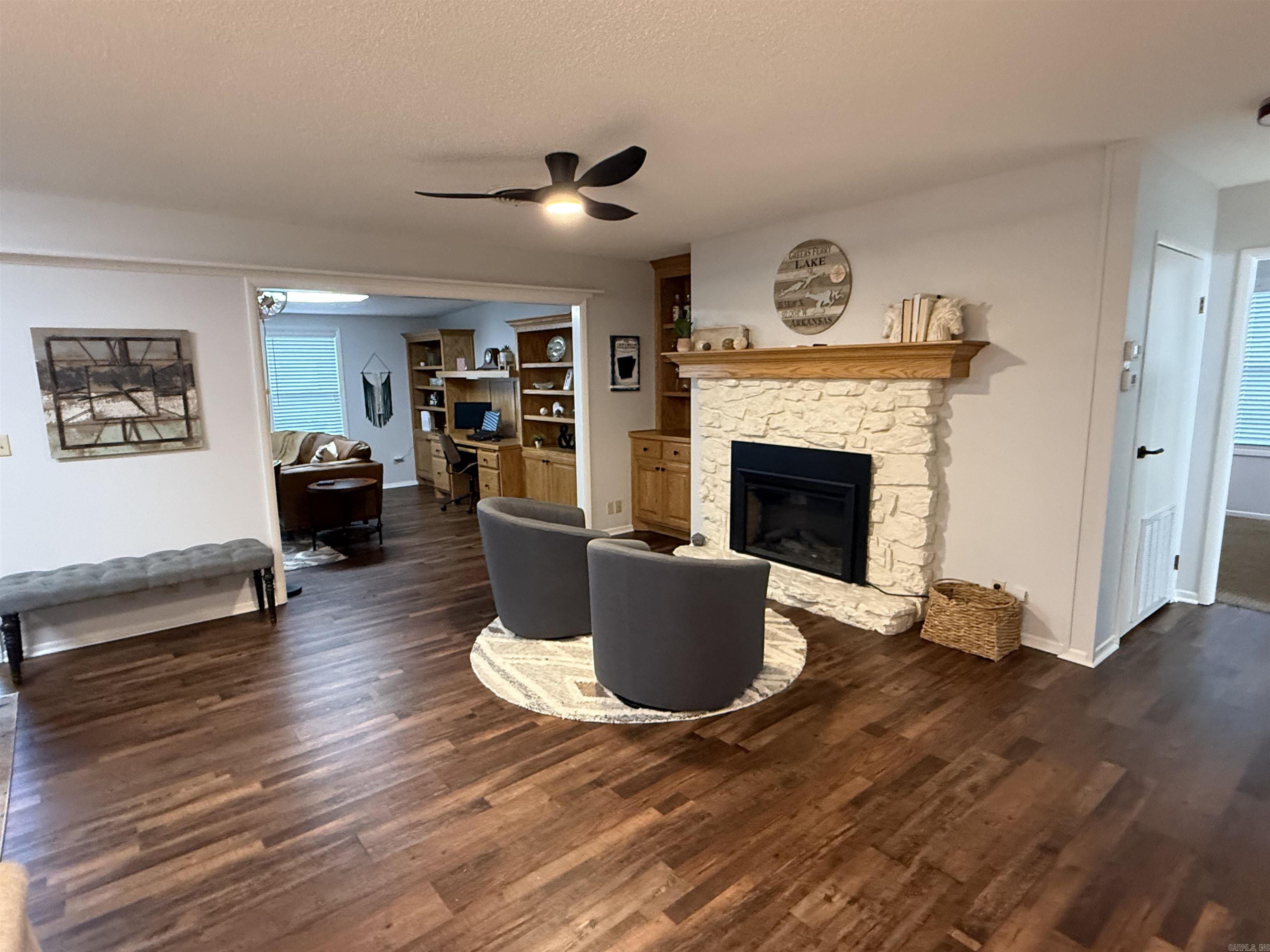 Lakewood Hills Condo - Residential