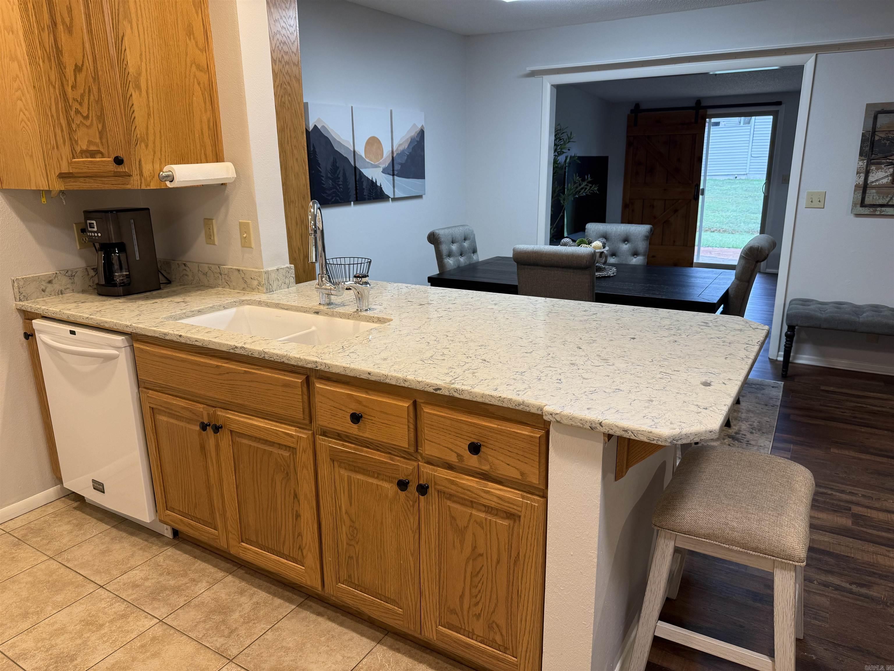 Lakewood Hills Condo - Residential
