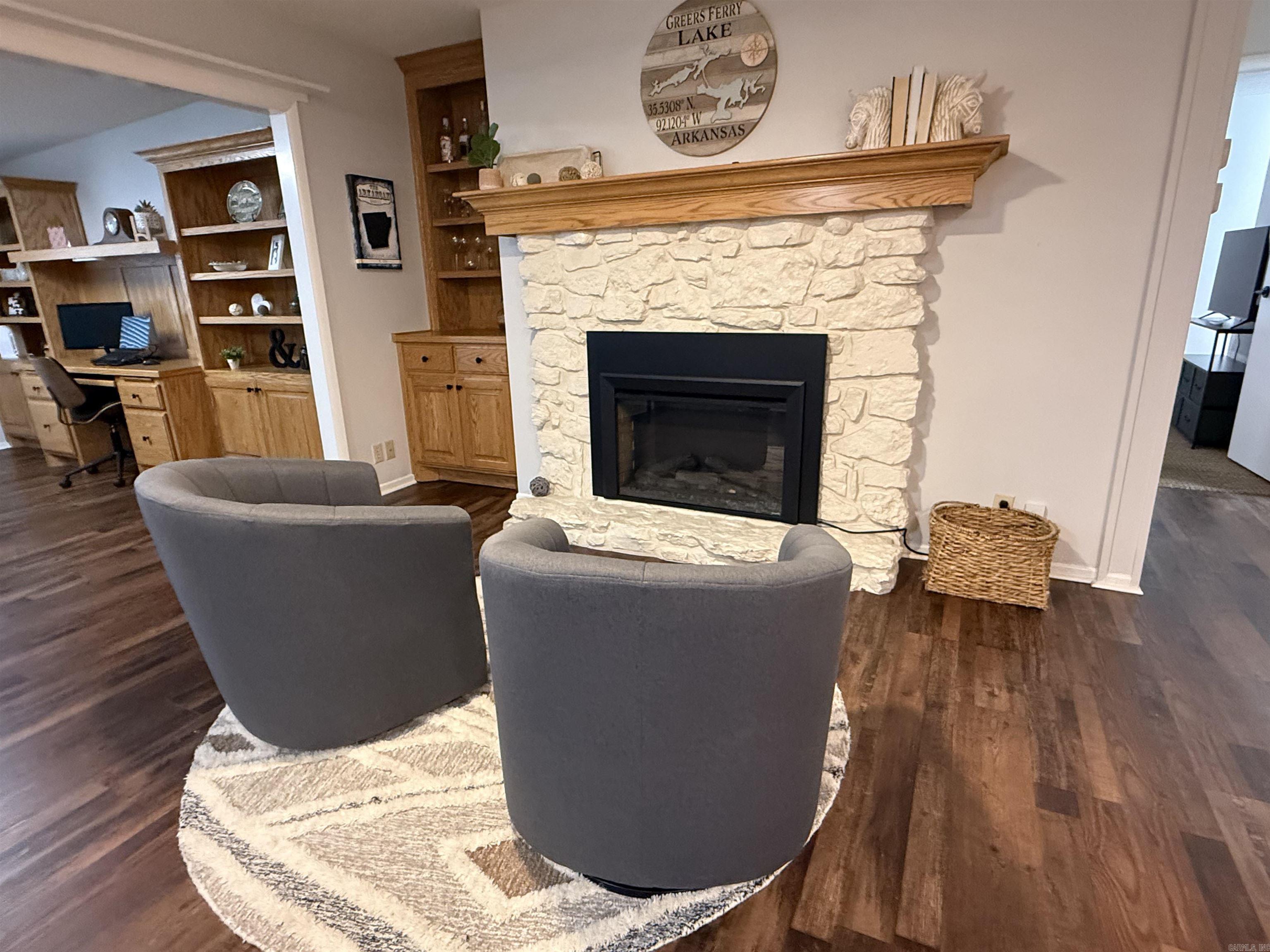 Lakewood Hills Condo - Residential
