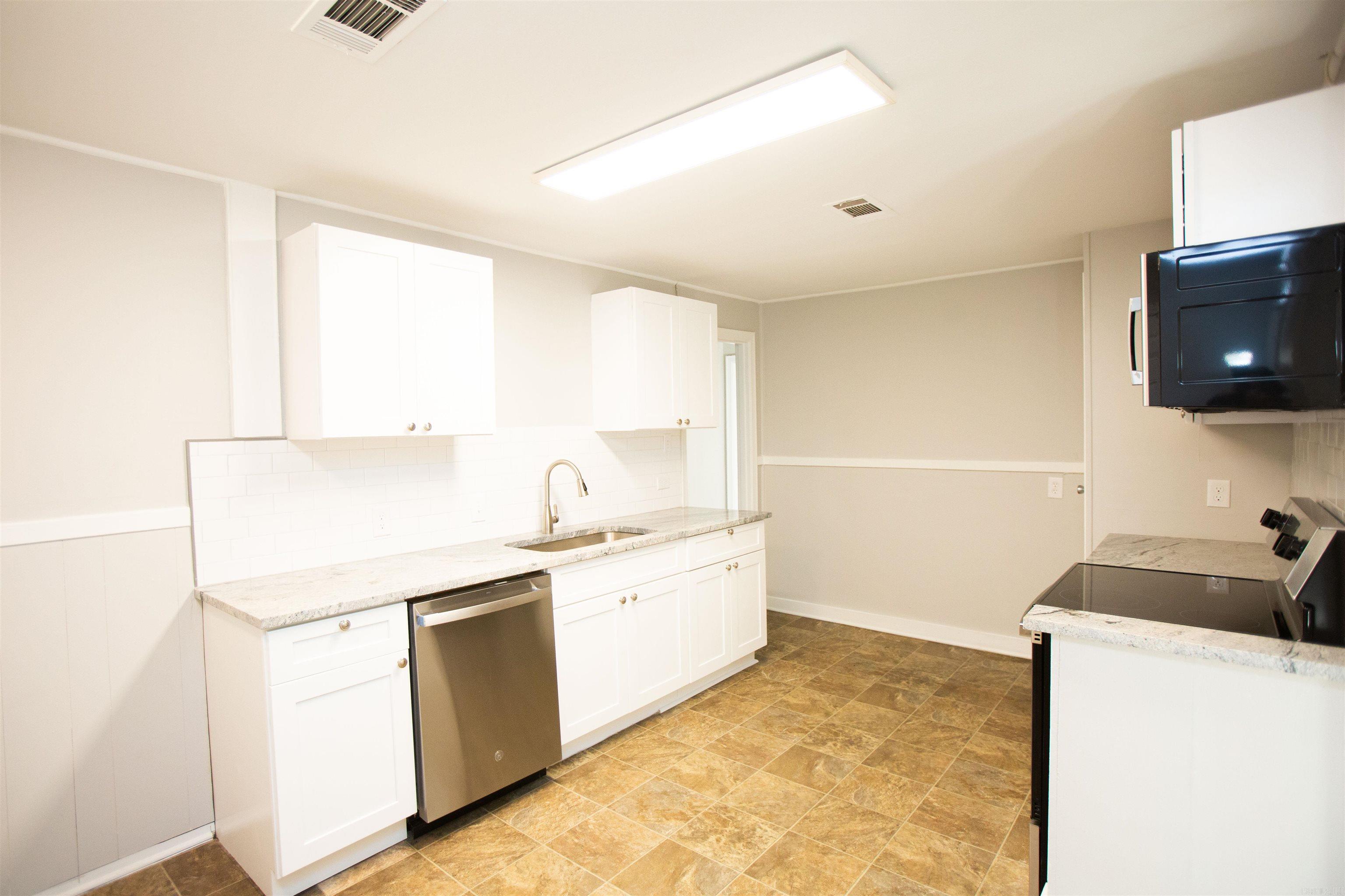 Bracks - Residential Lease