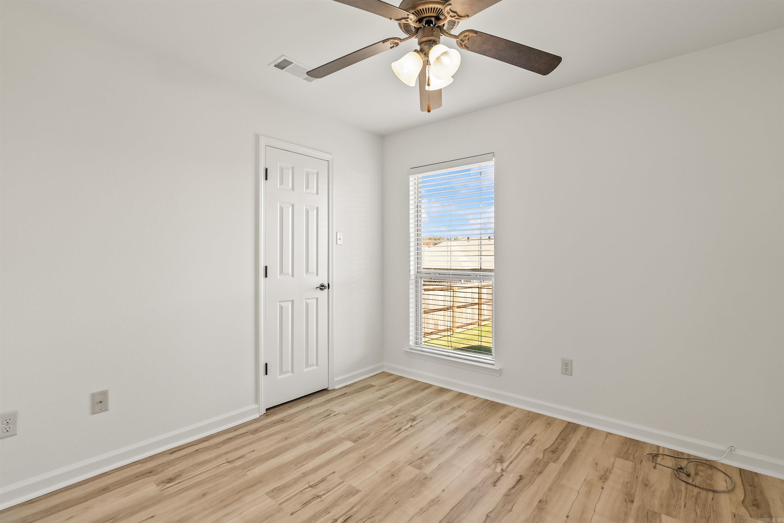 CROSS CREEK - Residential