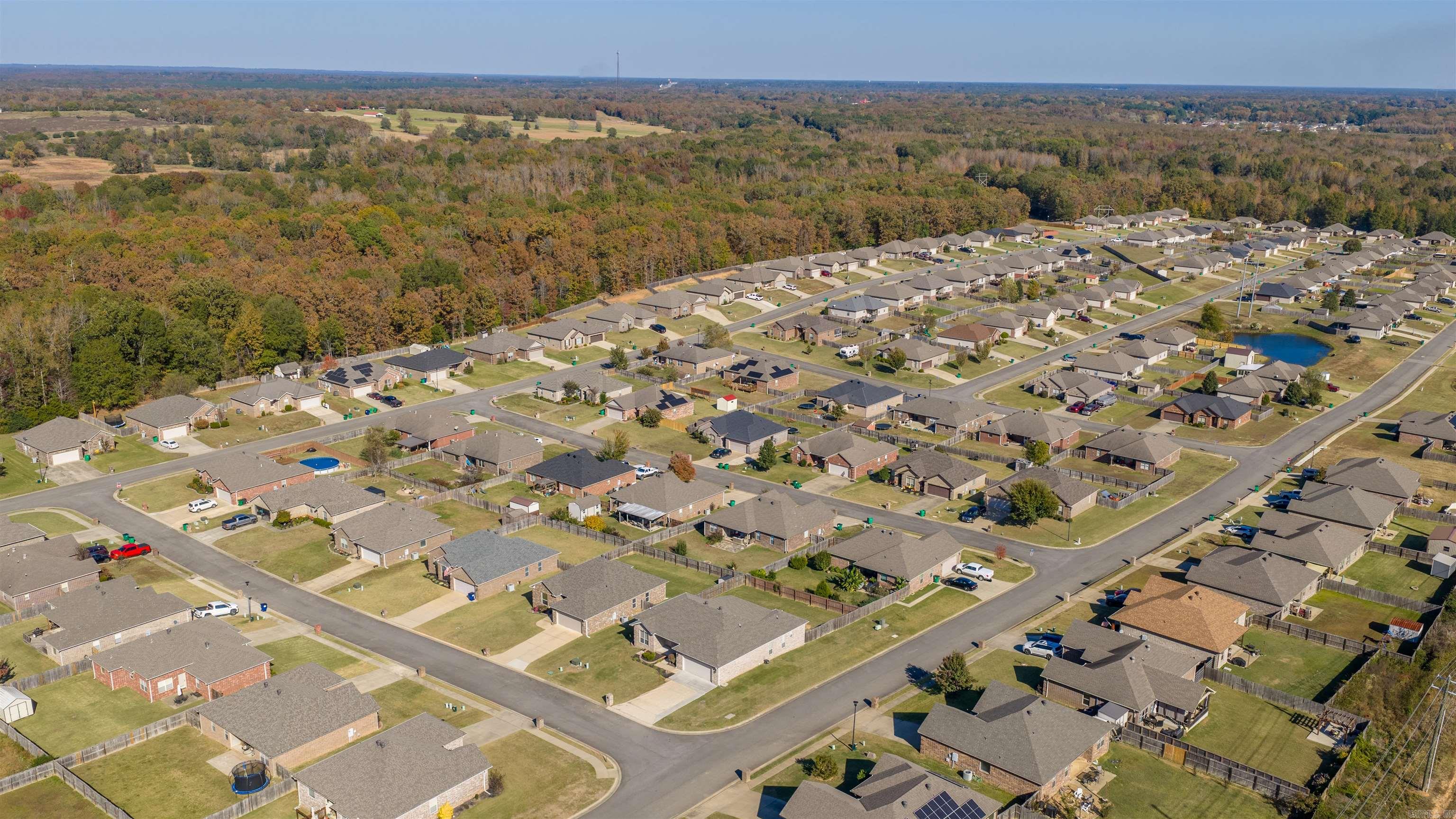 CROSS CREEK - Residential