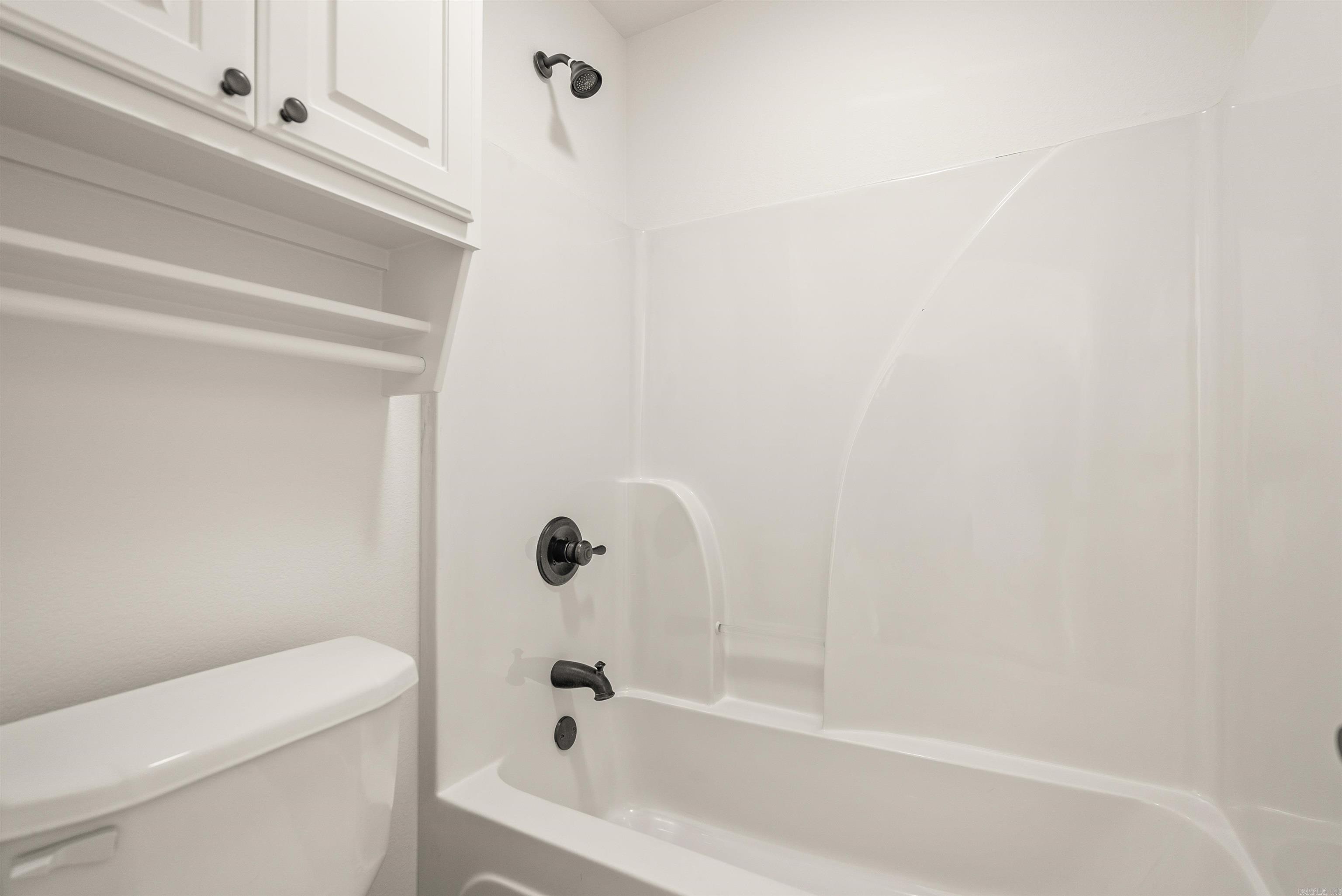 CROSS CREEK - Residential