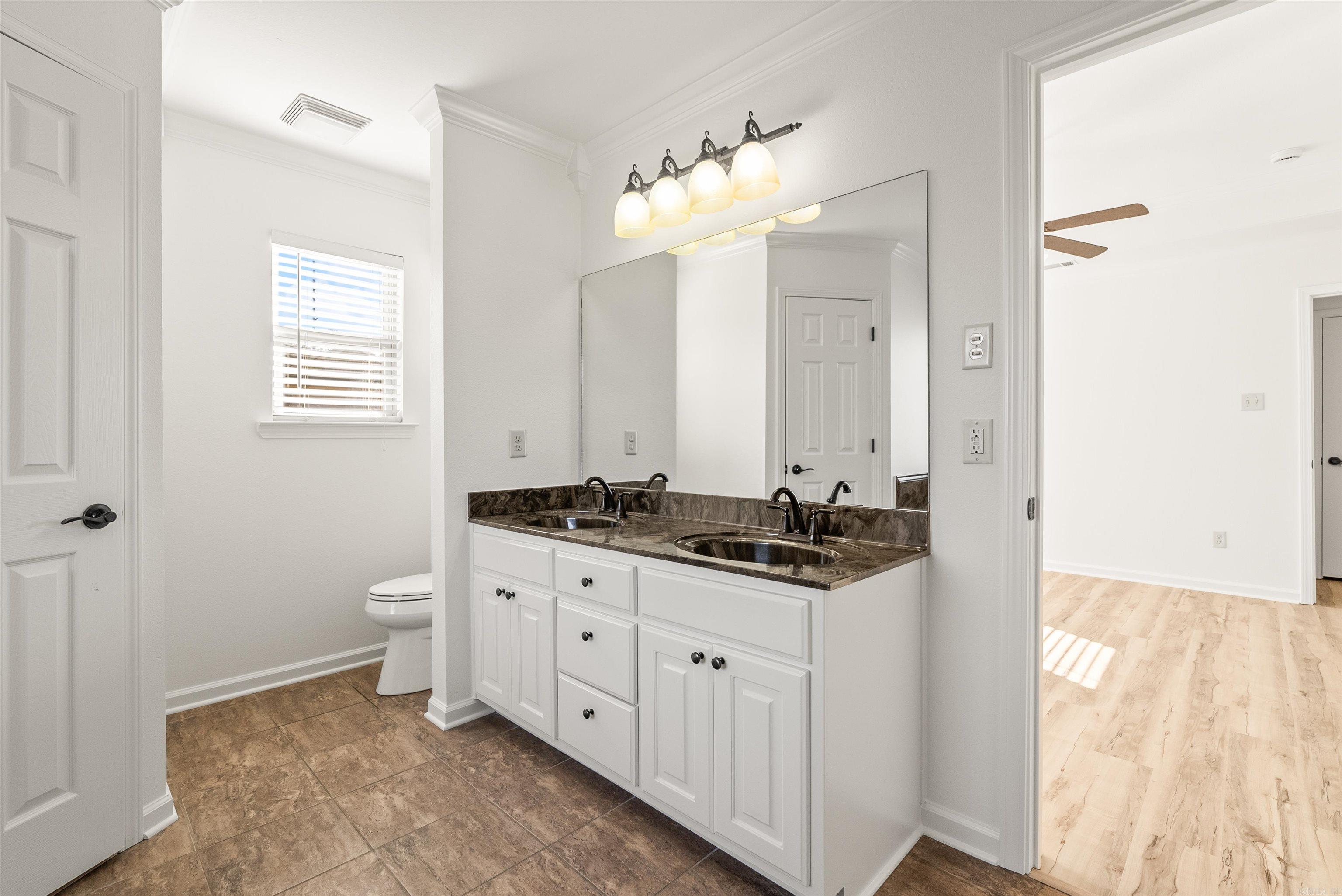 CROSS CREEK - Residential