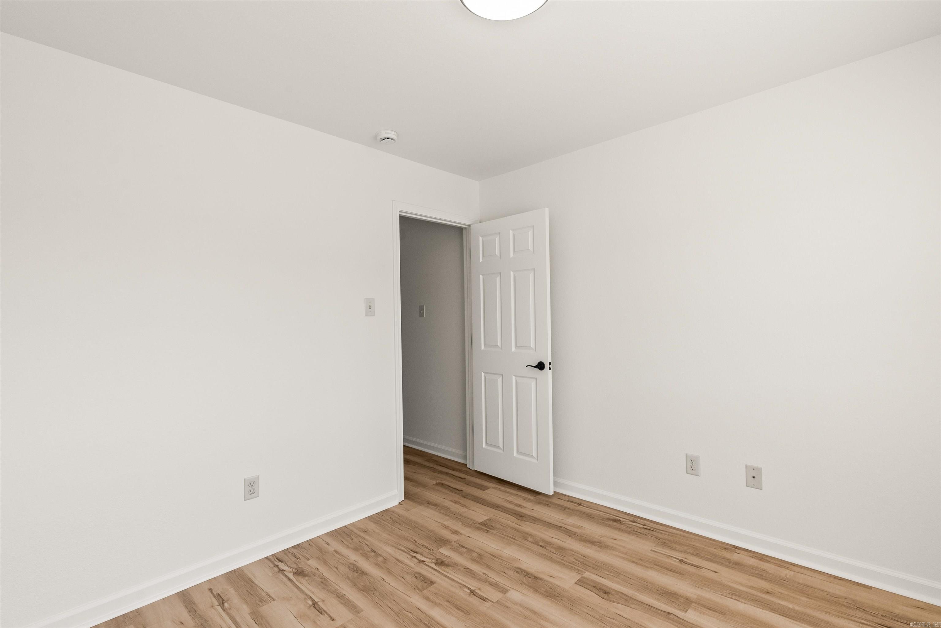 CROSS CREEK - Residential