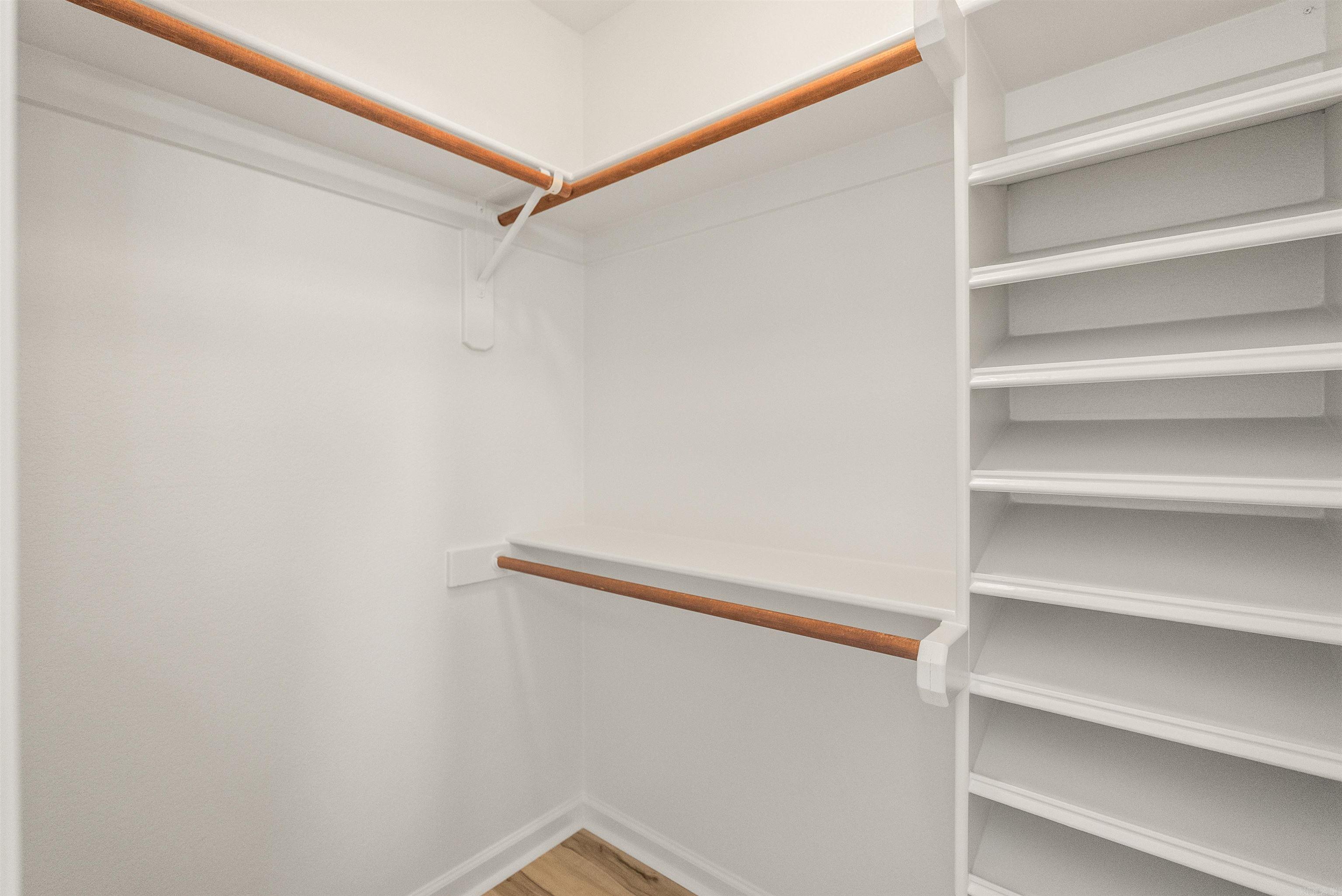 CROSS CREEK - Residential