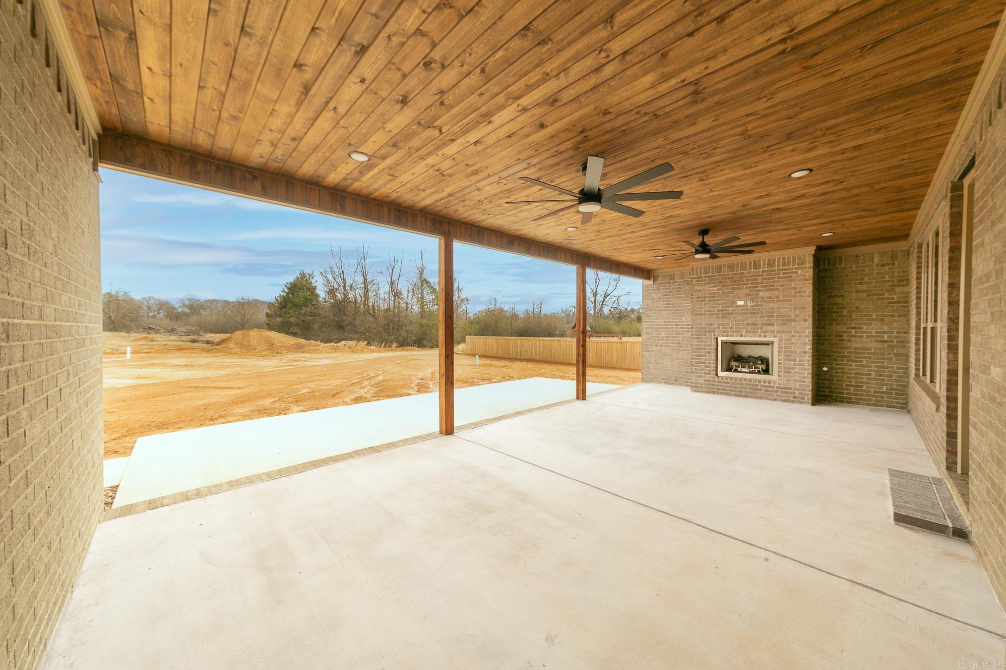 AUGUSTA ESTATES - Residential