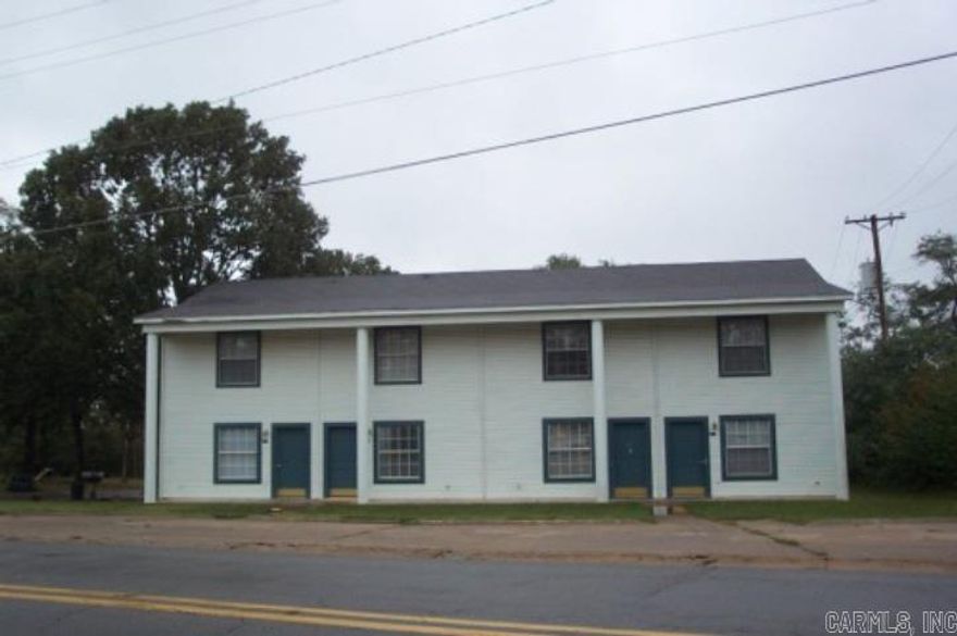 Close to Pulaski Tech and Ft. Roots.