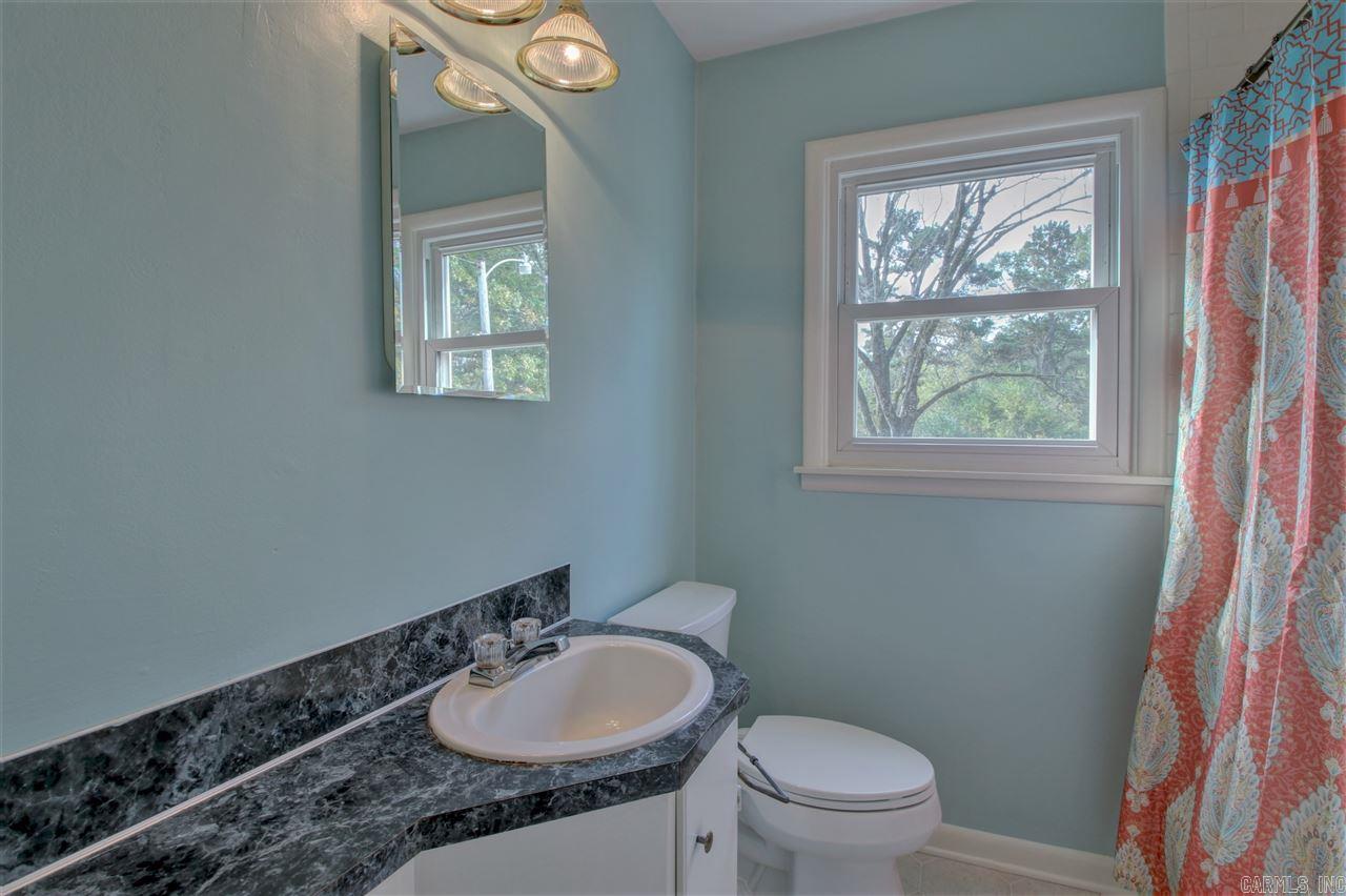 KINGWOOD PLACE - Residential