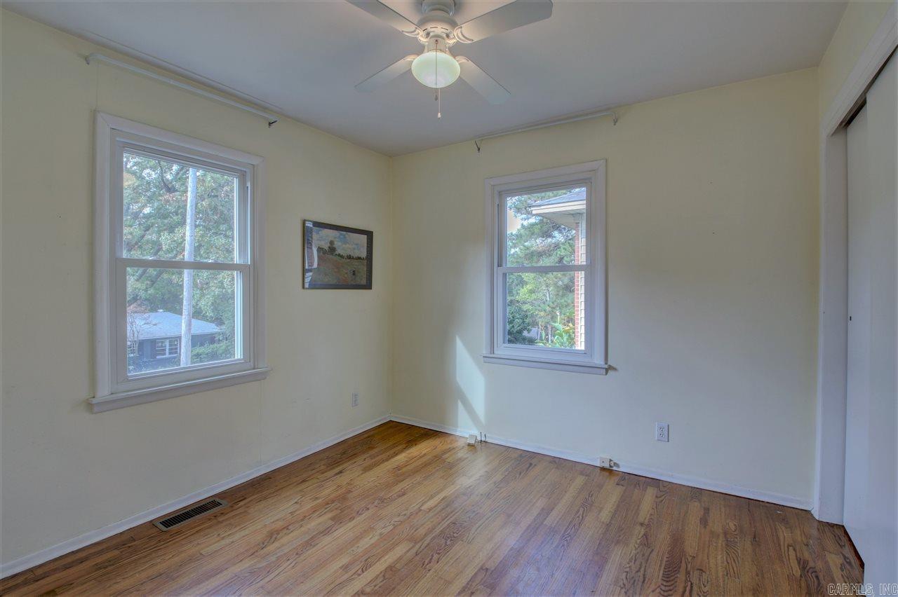 KINGWOOD PLACE - Residential