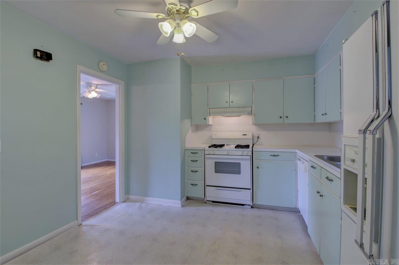 KINGWOOD PLACE - Residential