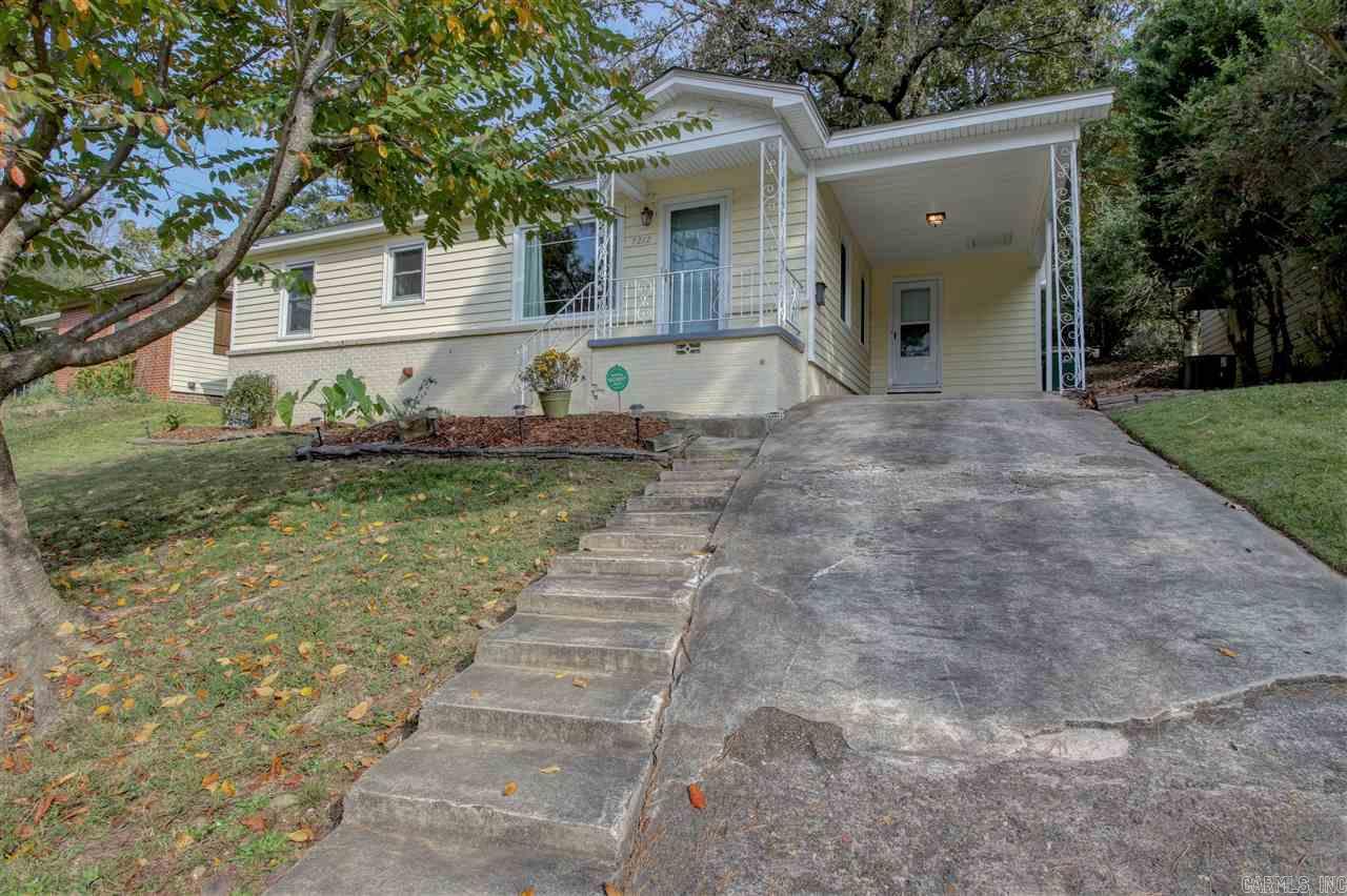 KINGWOOD PLACE - Residential