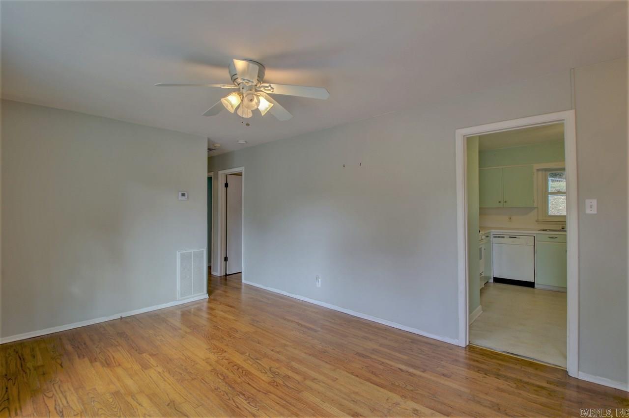 KINGWOOD PLACE - Residential