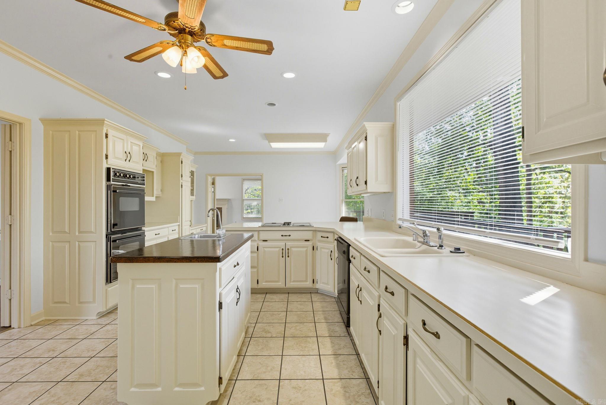 ST CHARLES ADDN - Residential