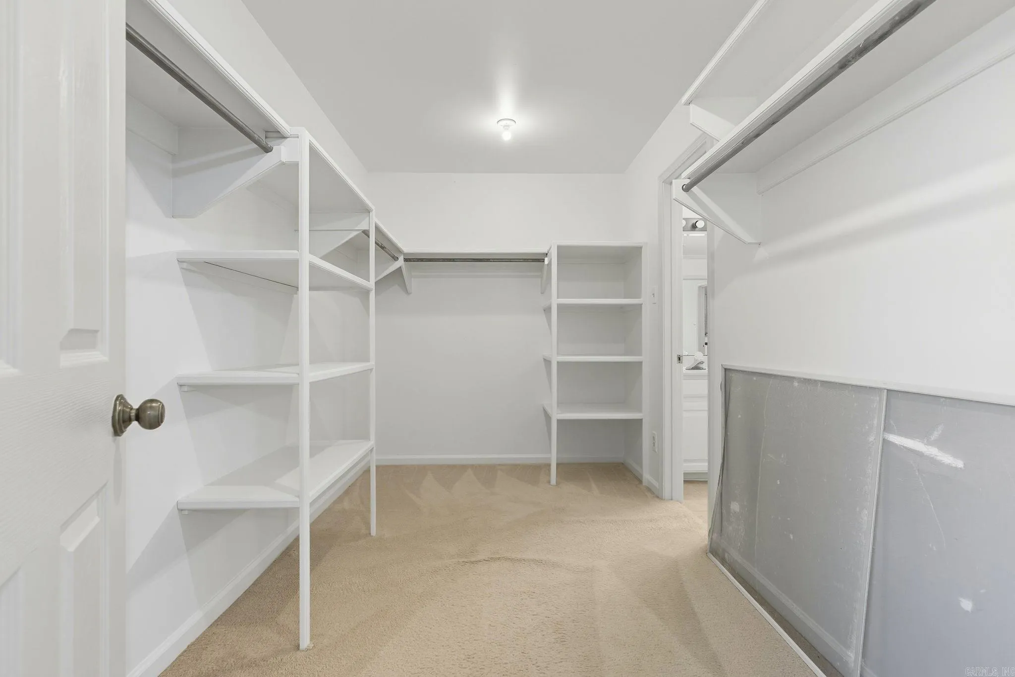 Little Rock, Arkansas 72211, United States, 5 Bedrooms Bedrooms, ,4 BathroomsBathrooms,Residential,Active,220777