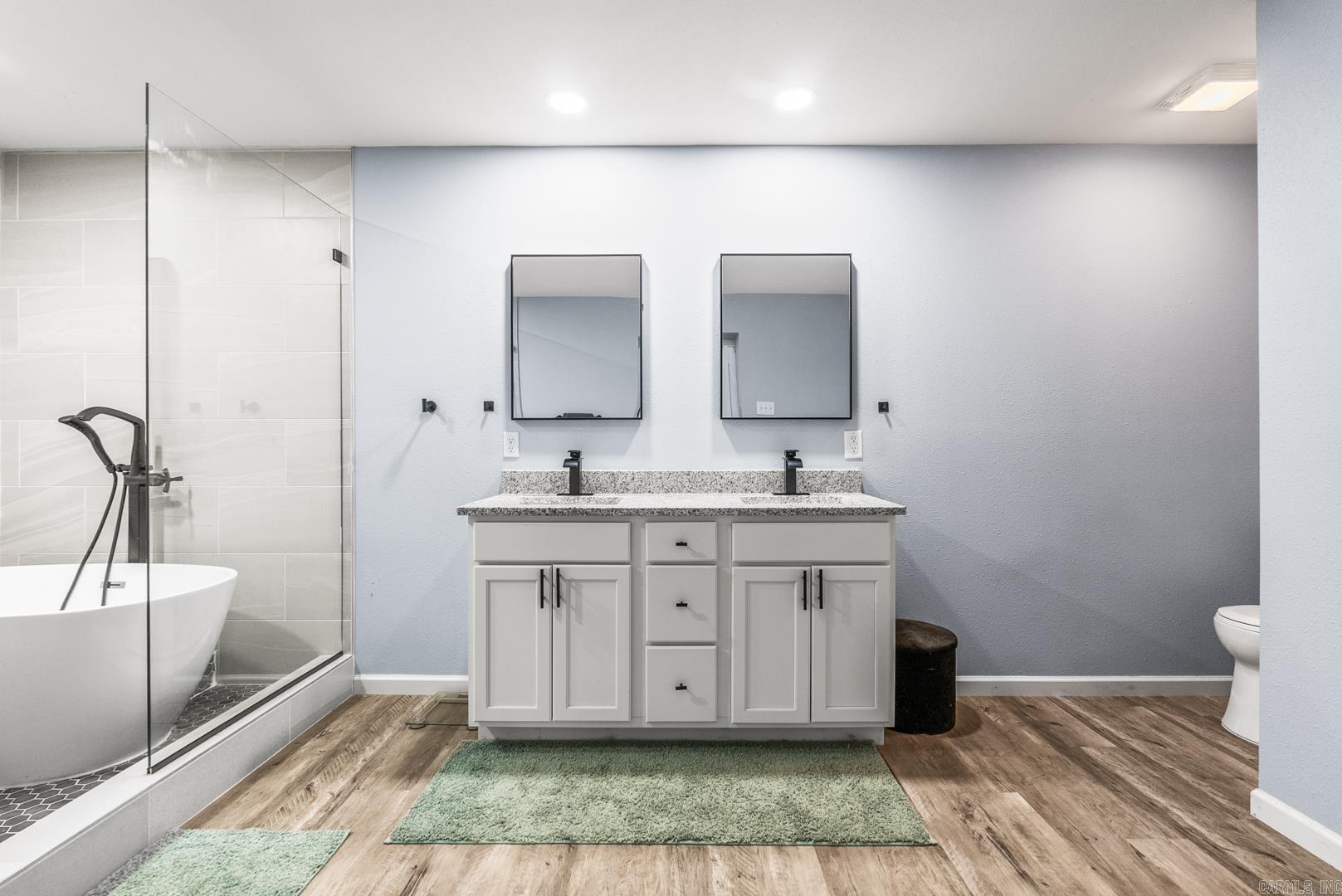 SMOKING OAKS ADD - Residential