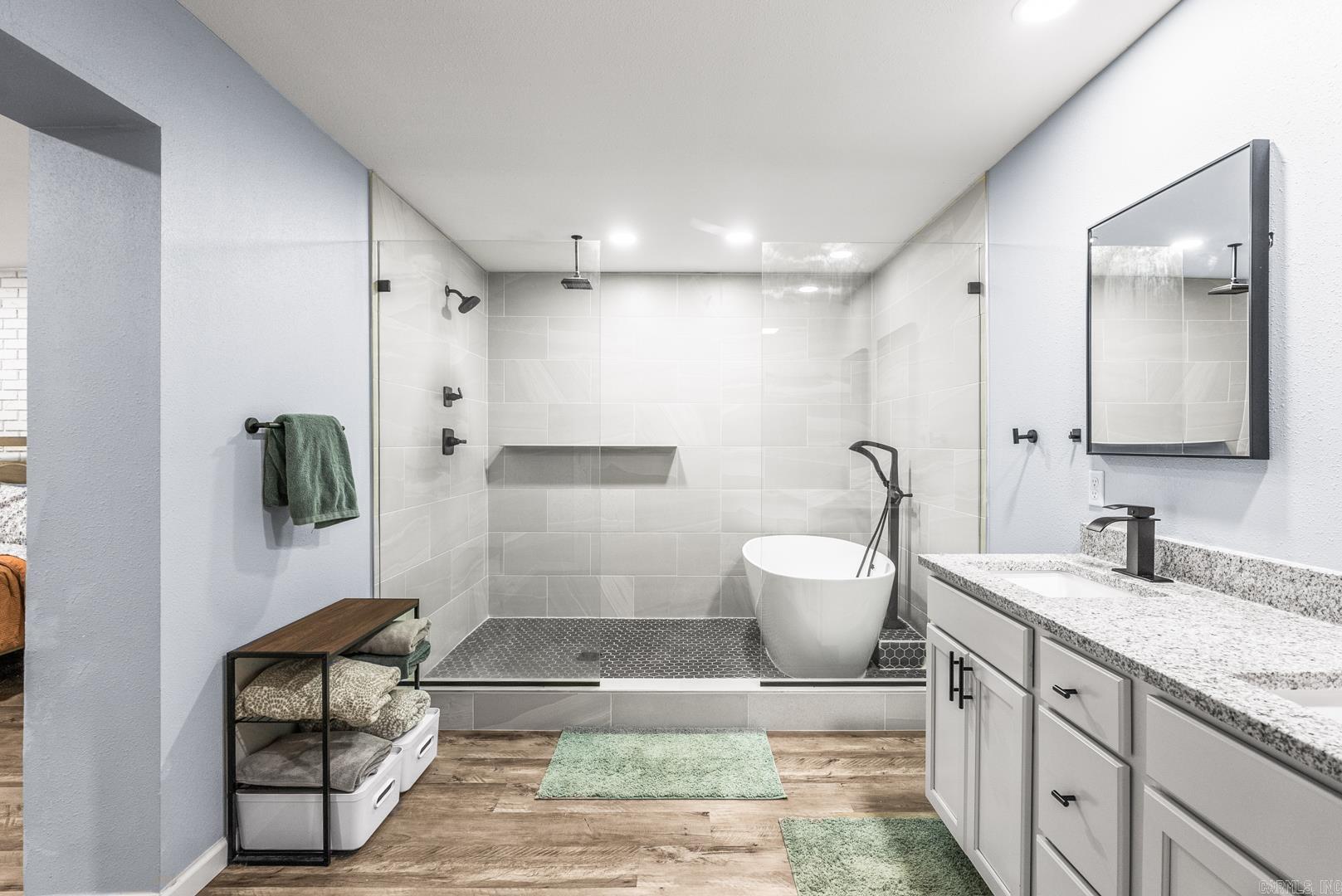 SMOKING OAKS ADD - Residential