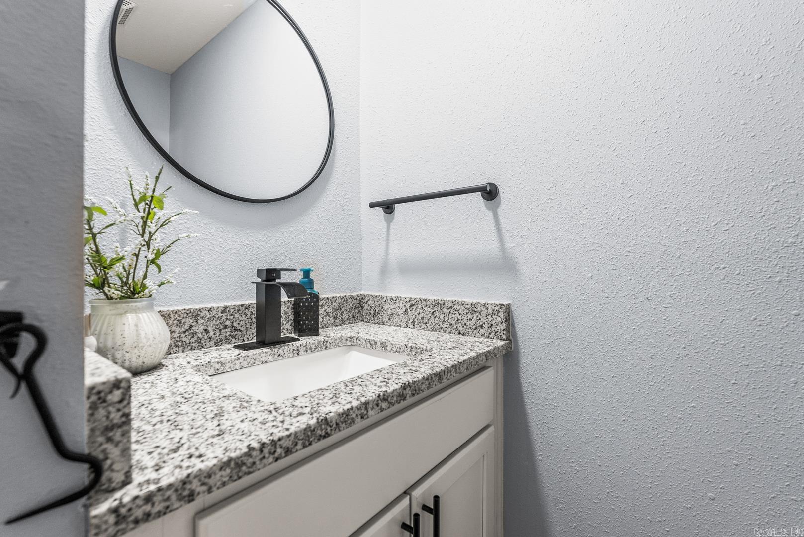 SMOKING OAKS ADD - Residential