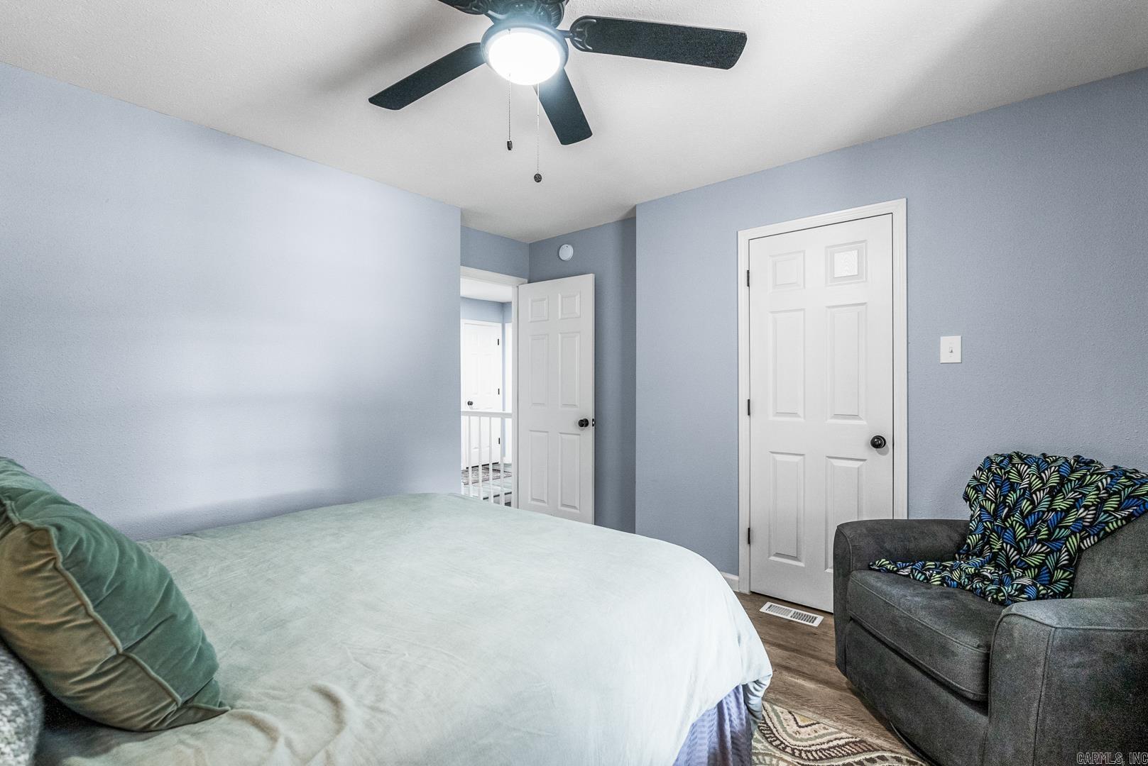 SMOKING OAKS ADD - Residential